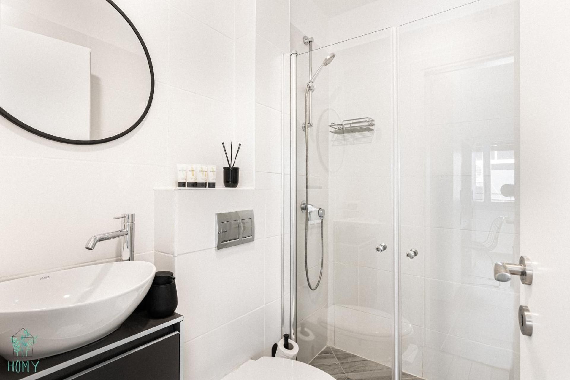 HA MESILLA - Modern Collection - By HOMY 1 Bedroom Apartment (Yehuda Halevi #45 St.)