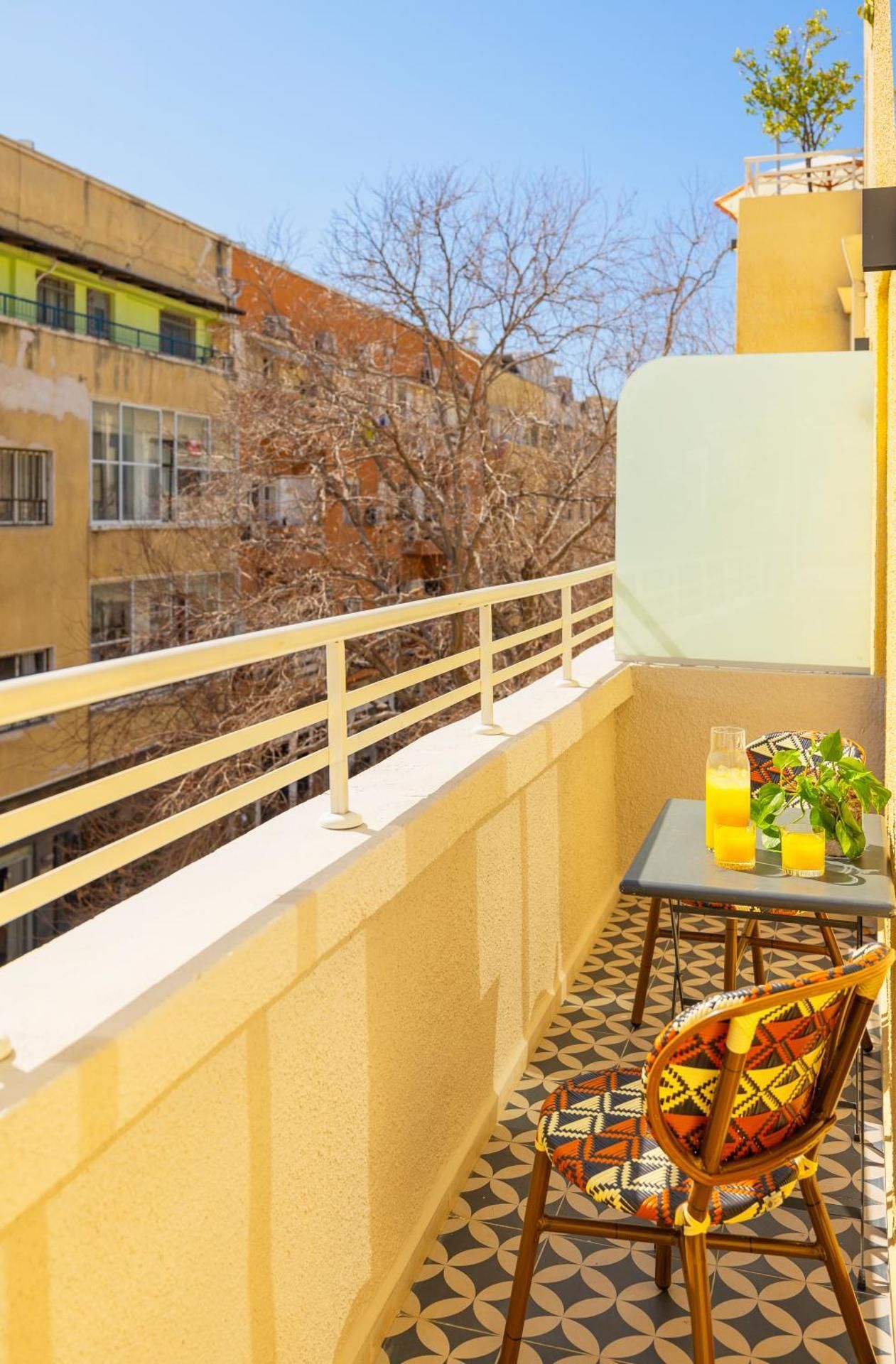 balcony/terrace