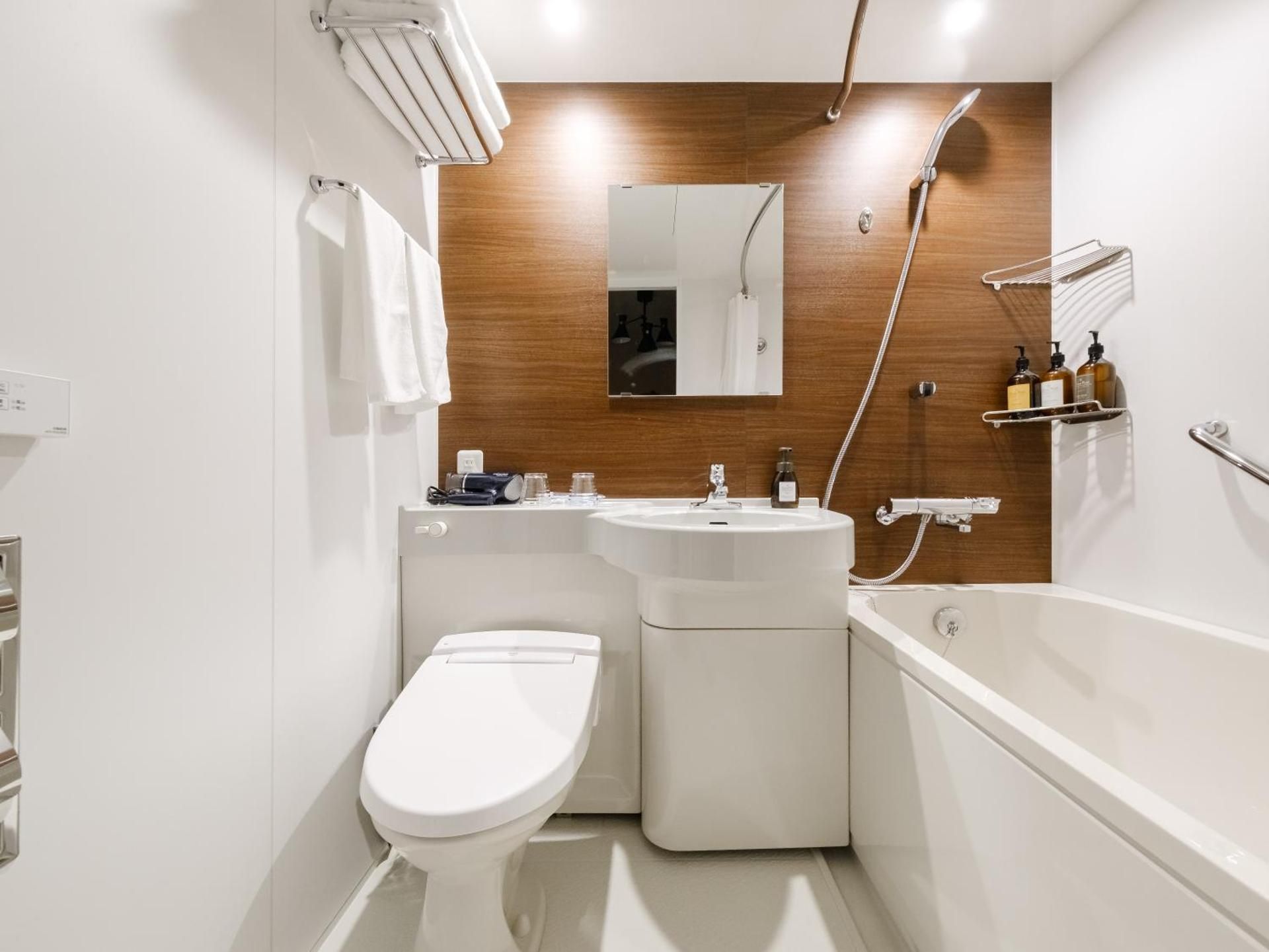 Moderate Twin Room - Non-Smoking
