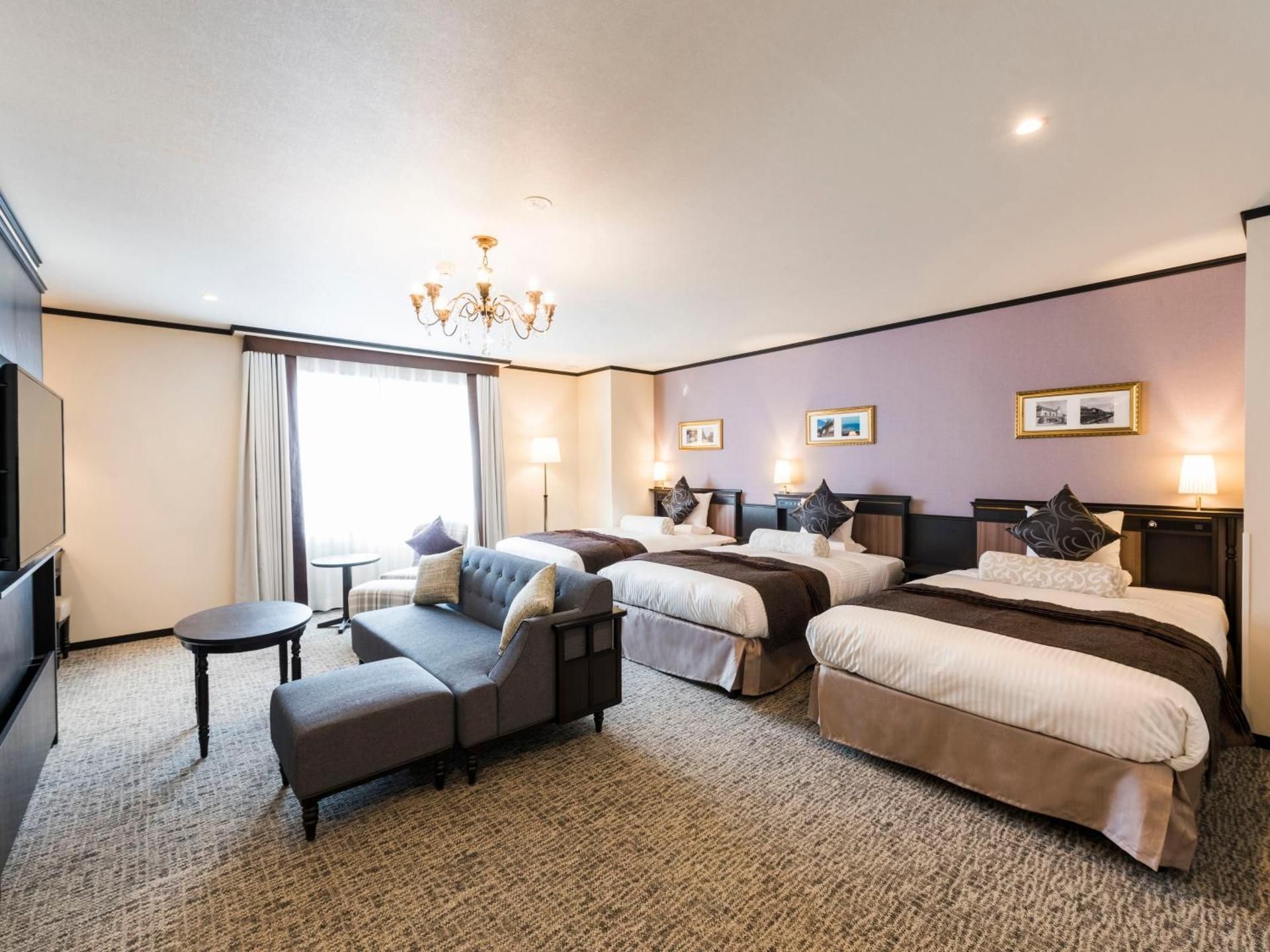 Deluxe Family Triple - Non-Smoking