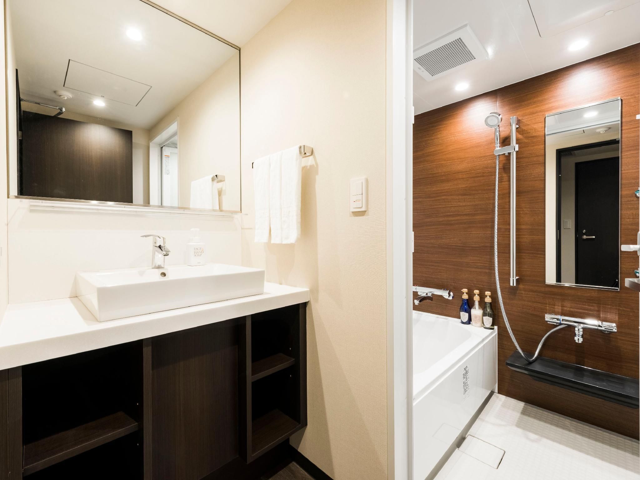 Deluxe Family Triple - Non-Smoking