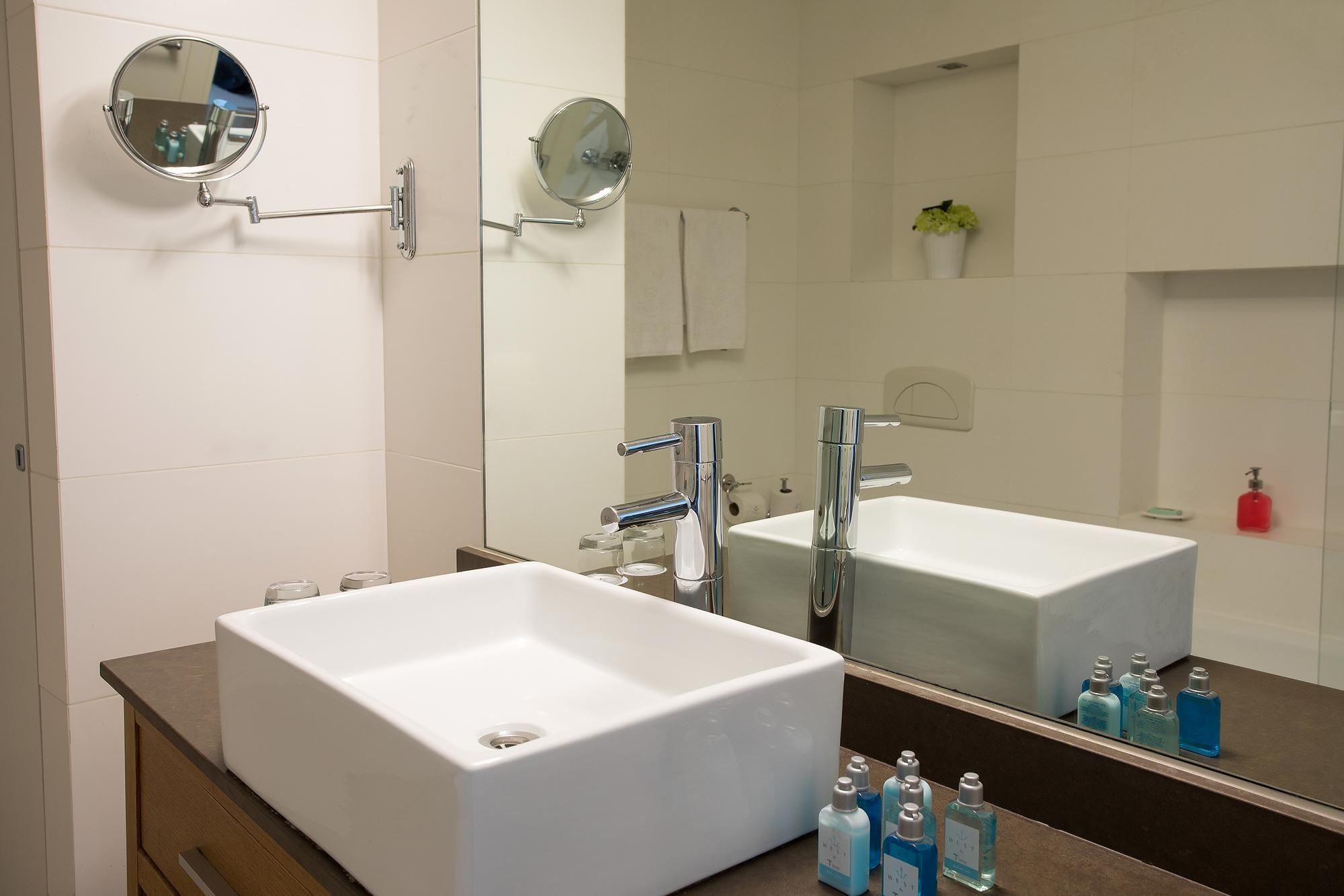 Deluxe Suite with Balcony (2 Adults + 1 Child)