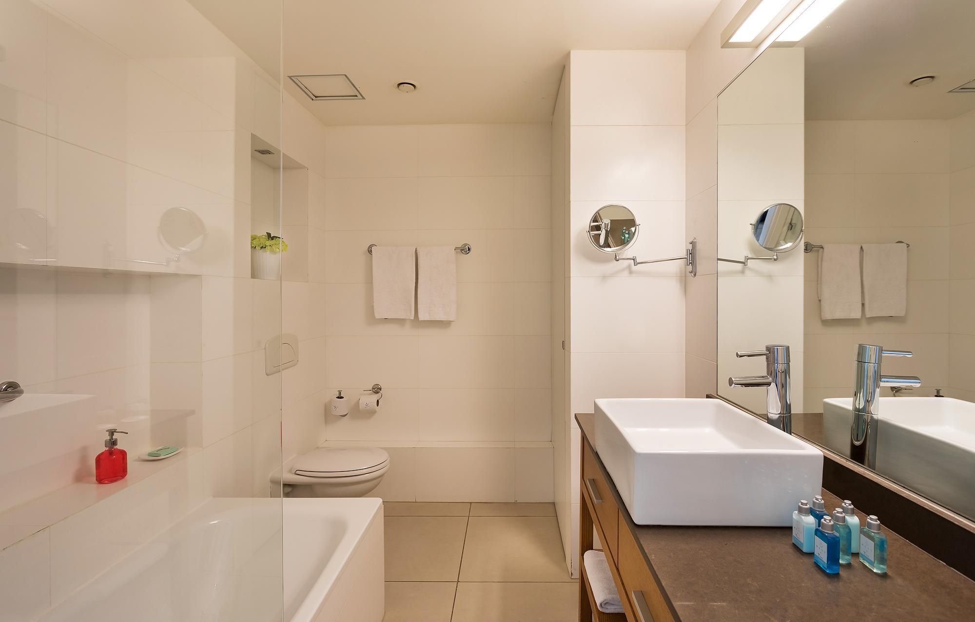 Deluxe Suite with Balcony