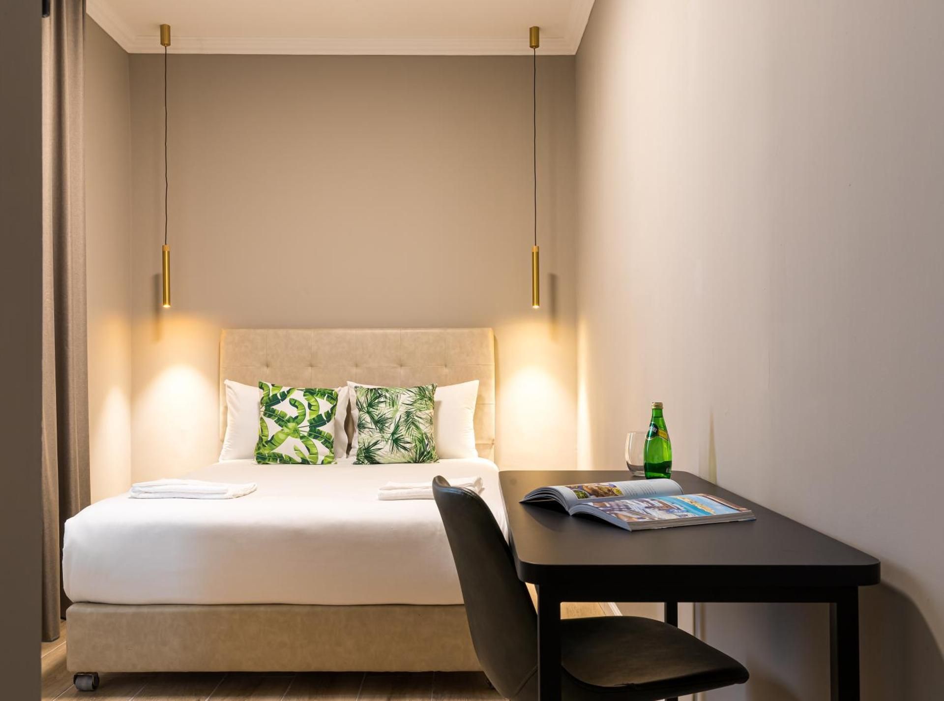 Economy Room