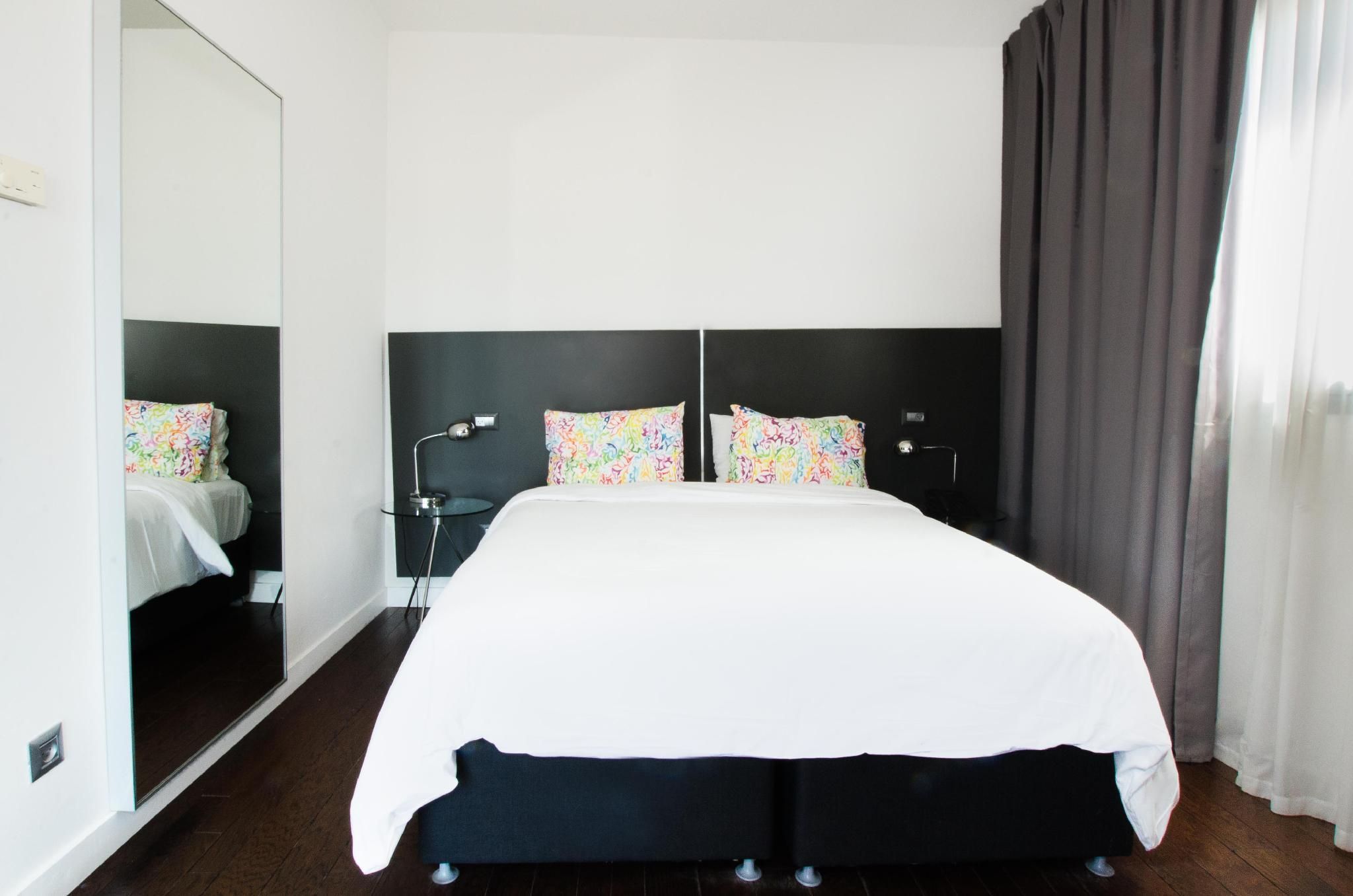 Standard Double or Twin City View Room