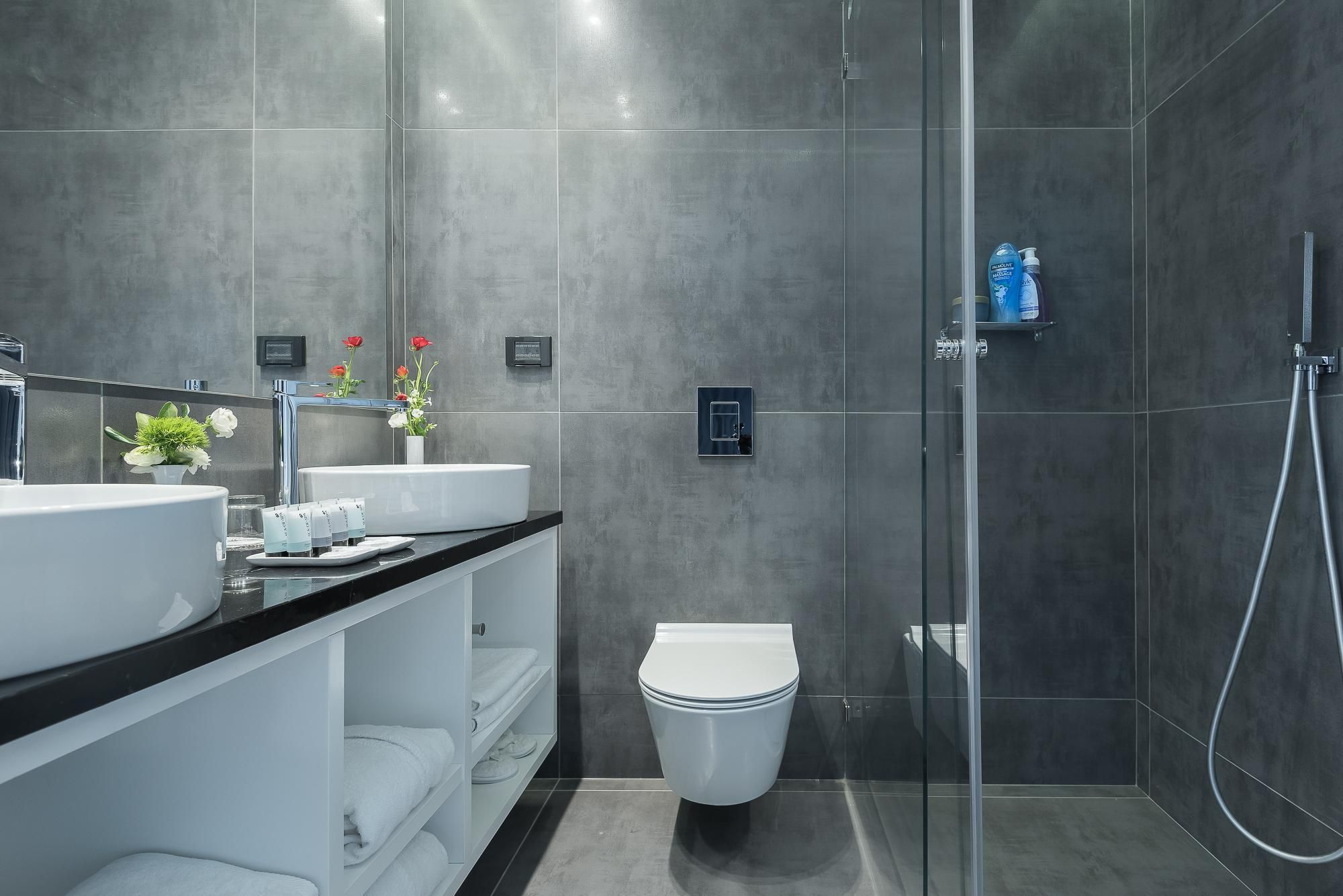 Signature Suite (newly-renovated)