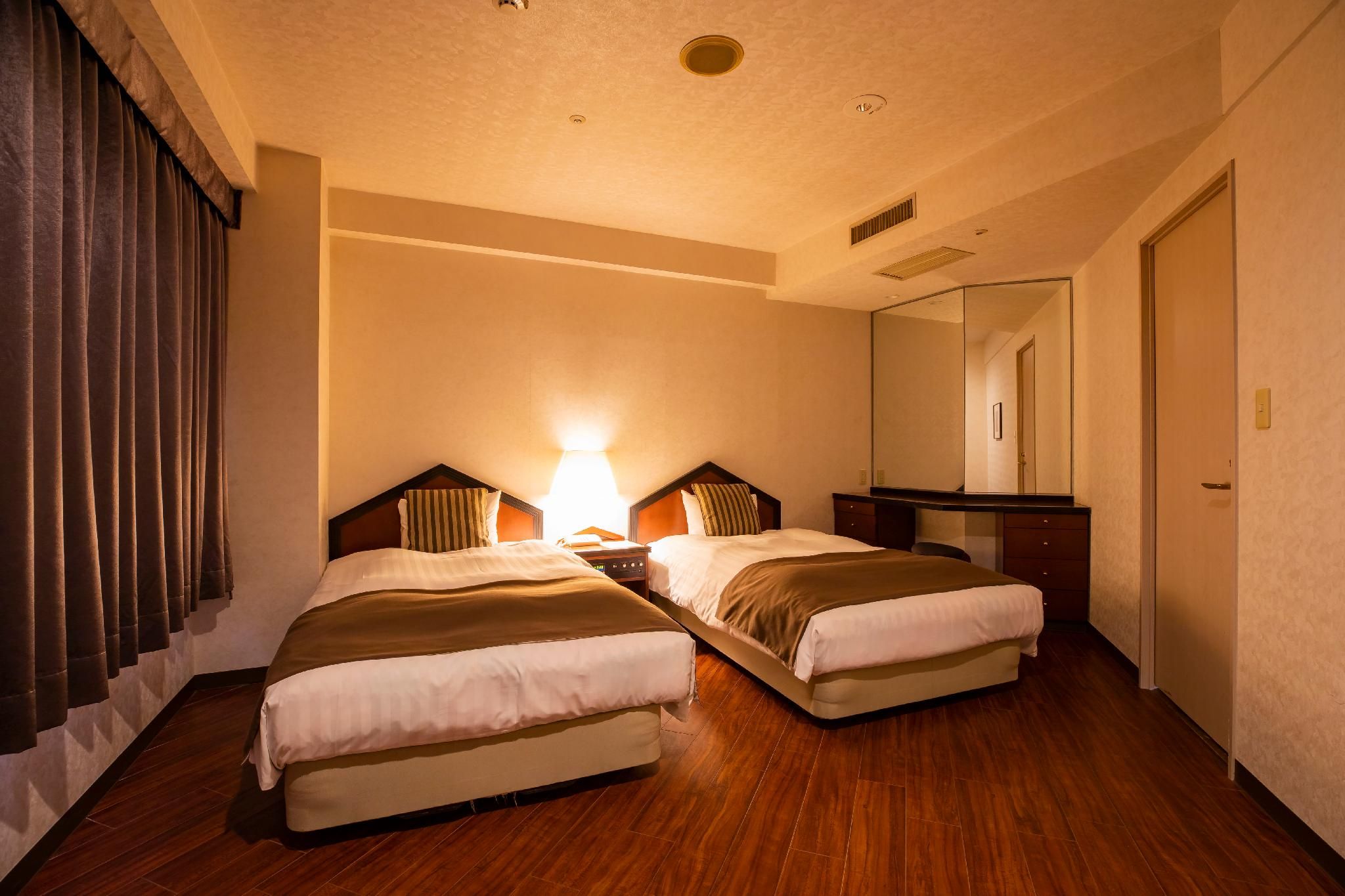 Deluxe Twin Room - Non-Smoking