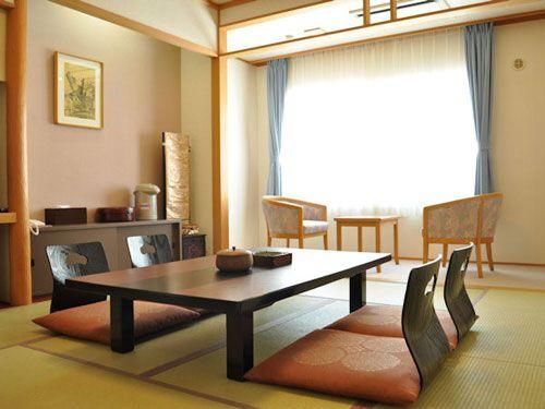 Japanese-Style Room