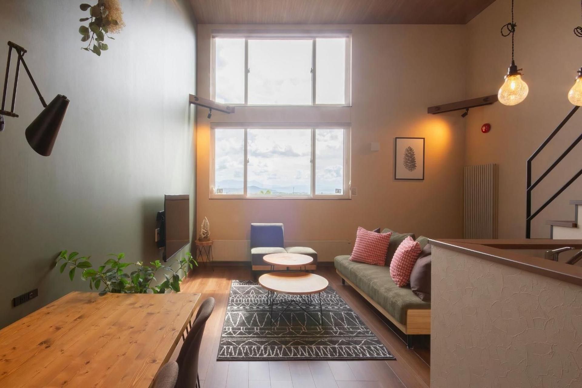 2 Bedroom Apartment-4 - Non-Smoking