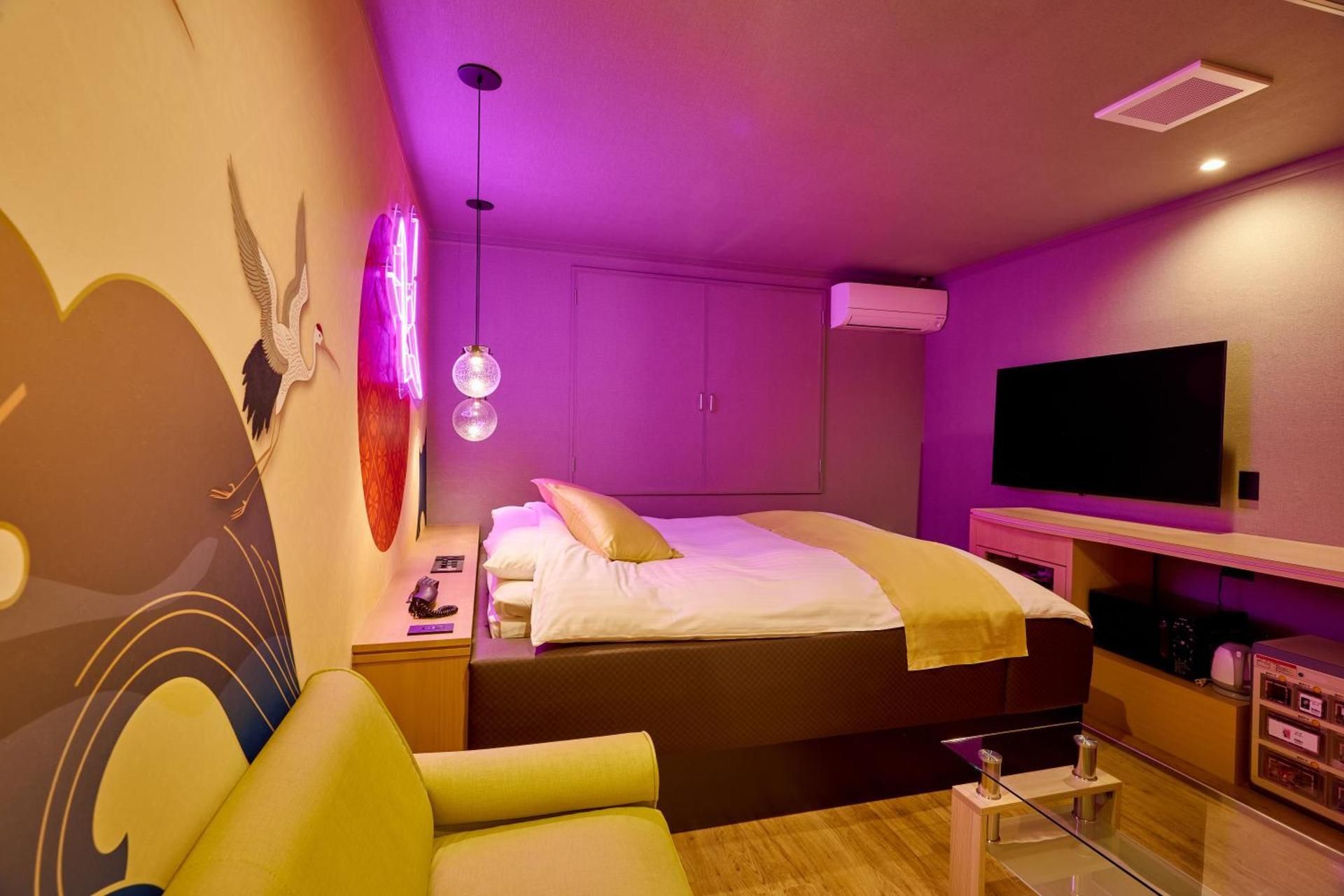 King Room with Spa Bath