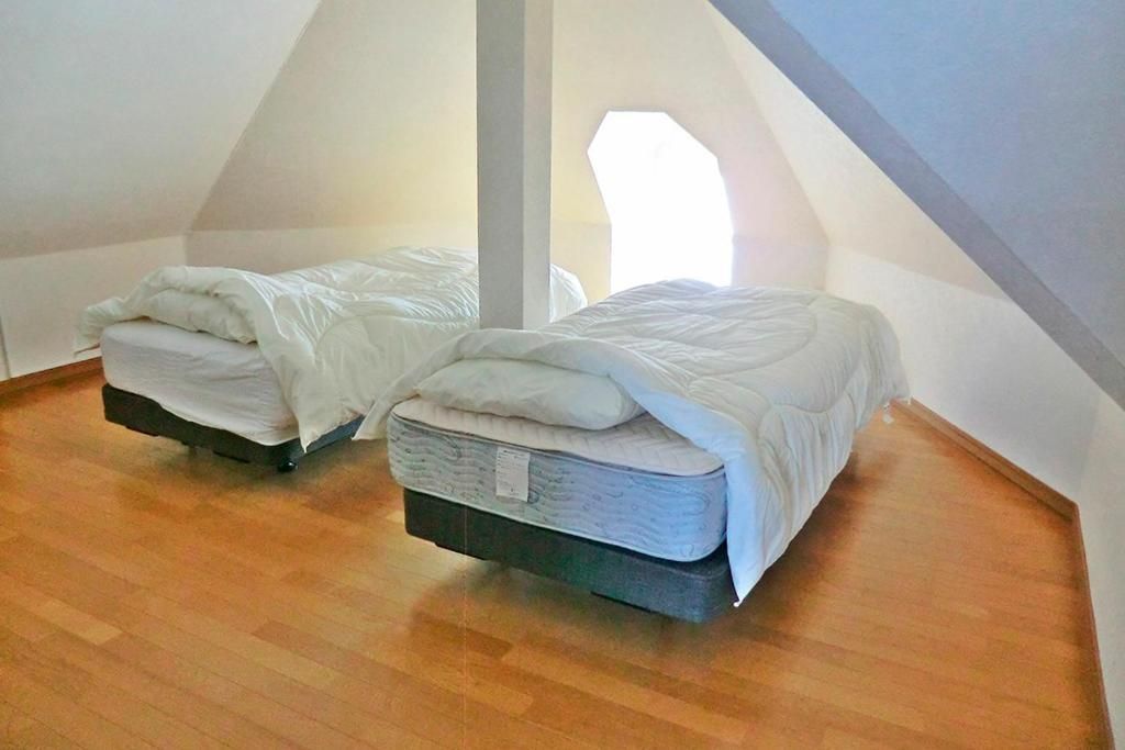 Economy Twin Room