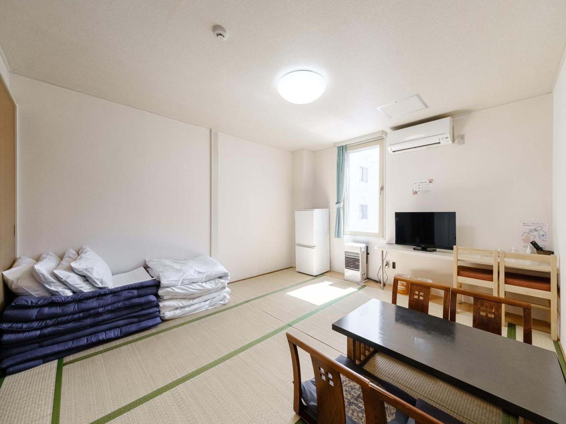 Japanese-Style Room