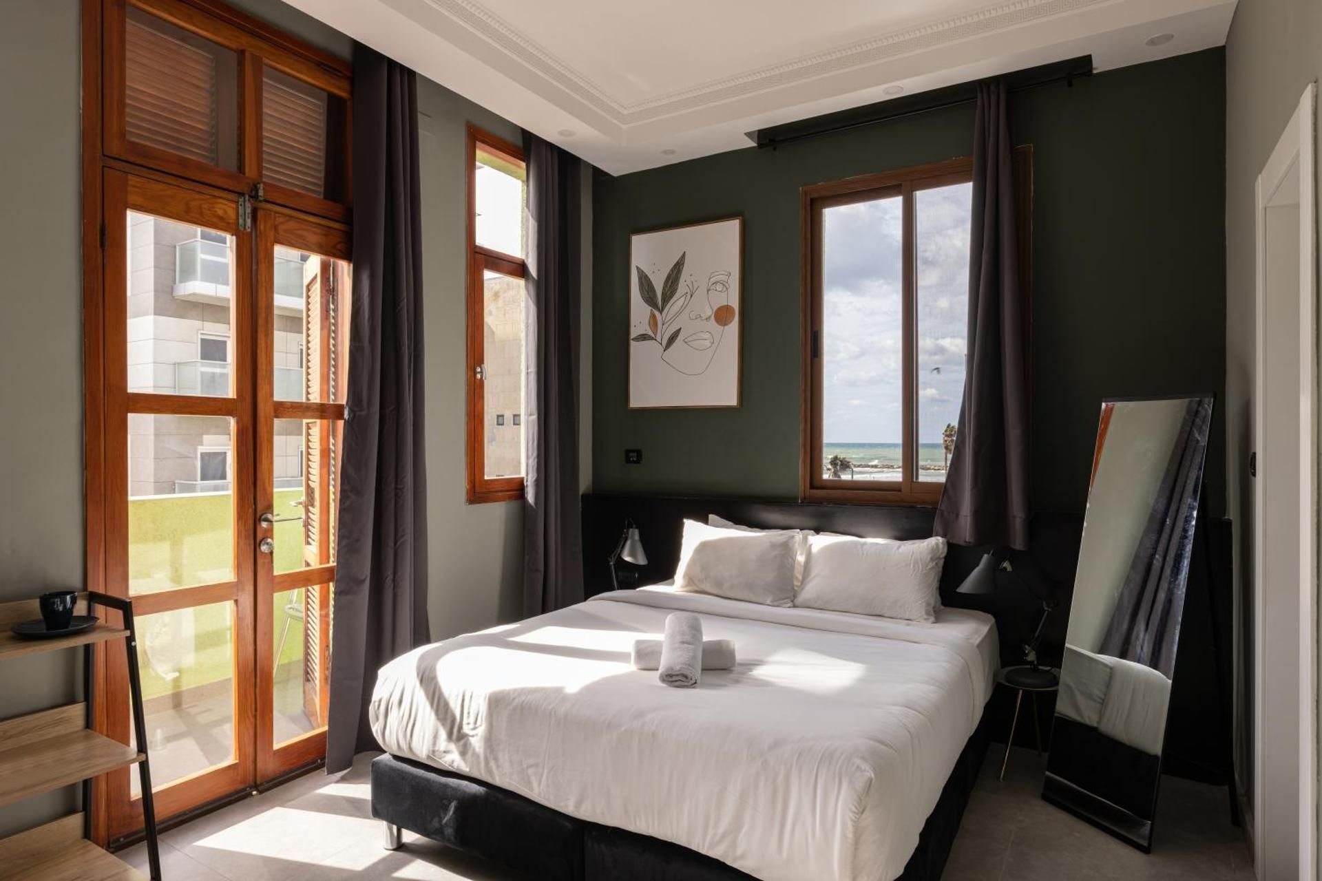 Studio with Balcony (2 Adults)