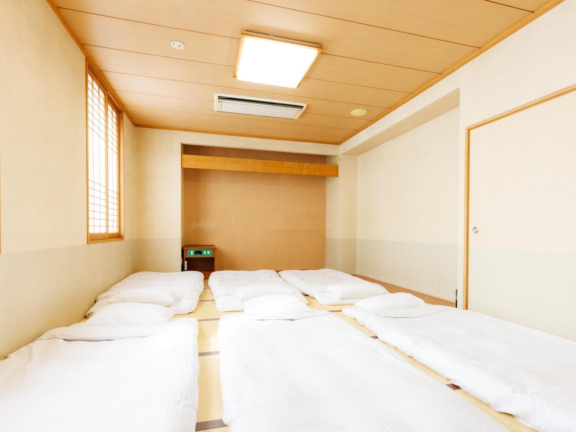 Japanese-Style Room