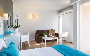Superior Double Room with Balcony