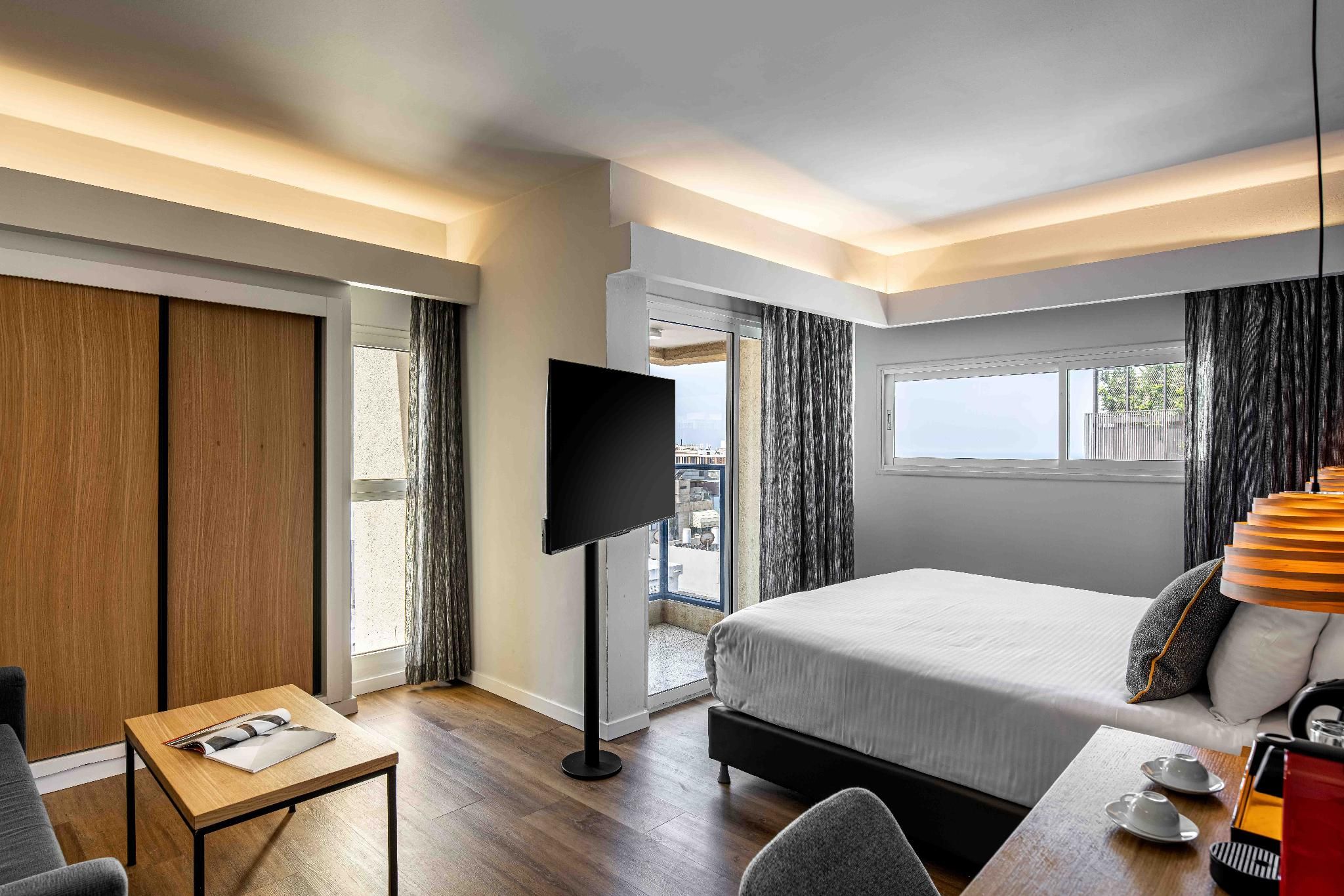 Deluxe Studio With Balcony