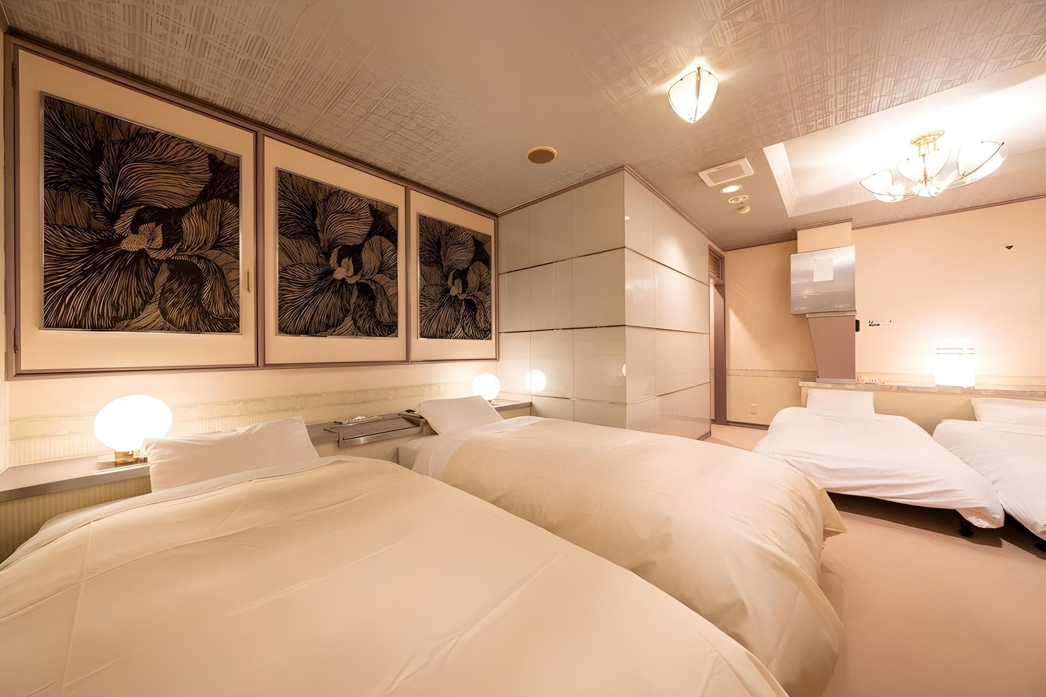 Large Twin Room - Smoking