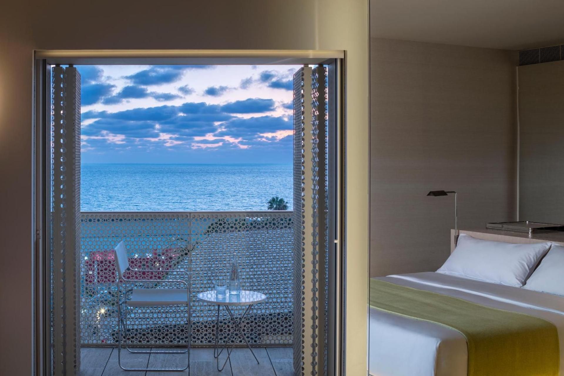 Deluxe Balcony Sea View