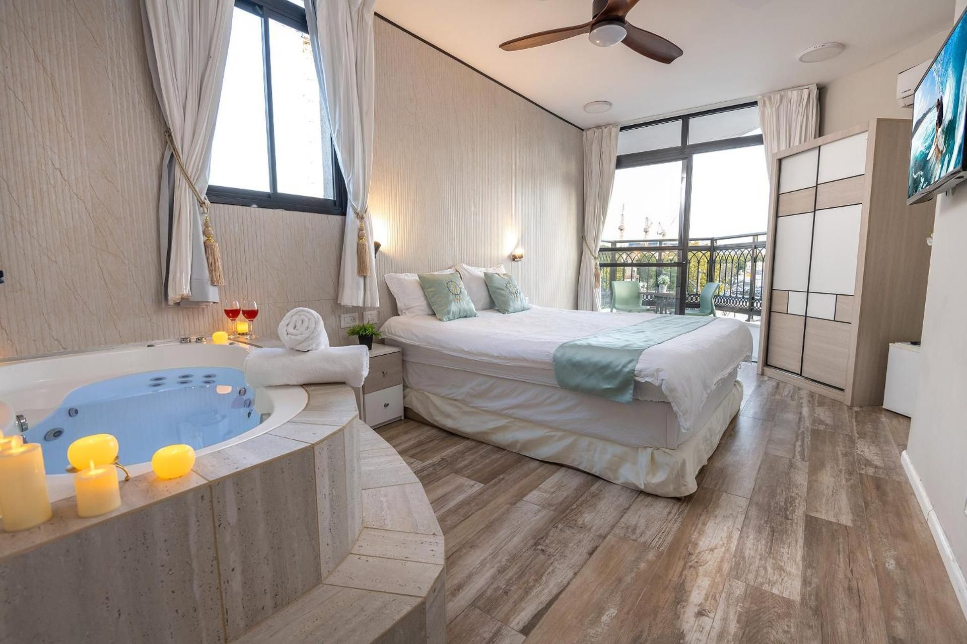 פנטהאוז ו2 דירות אירוח מהממות ומעוצבות בתל אביב Studio Apartment