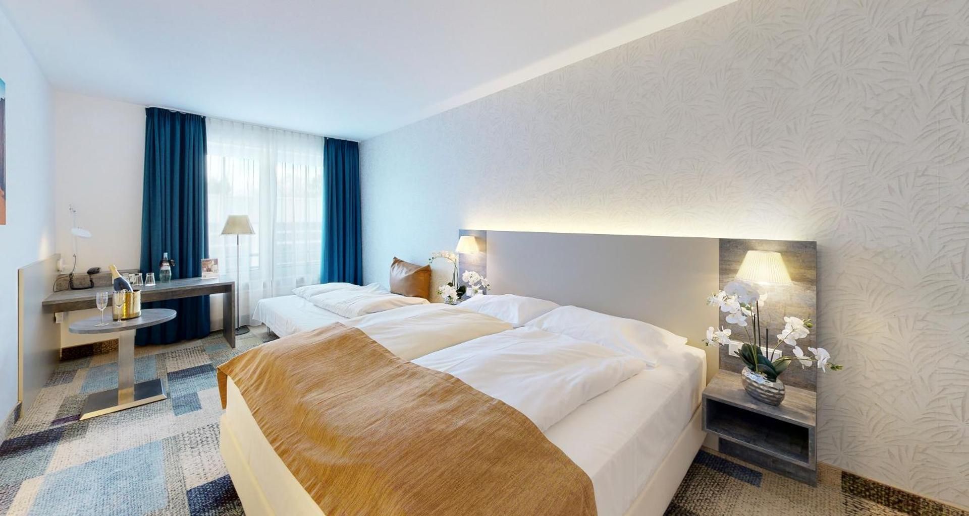 Comfort Triple Room