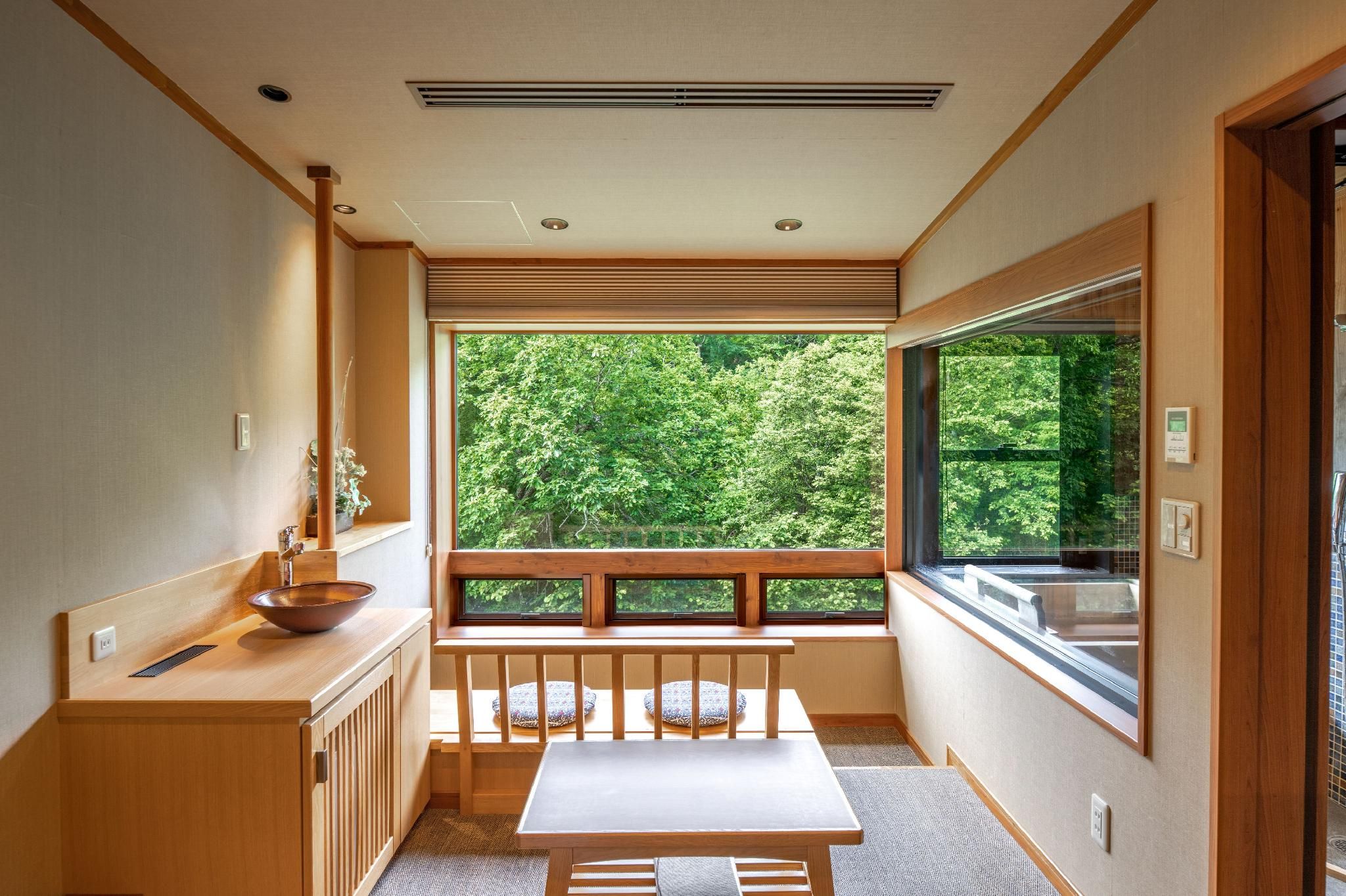 Deluxe Twin River View