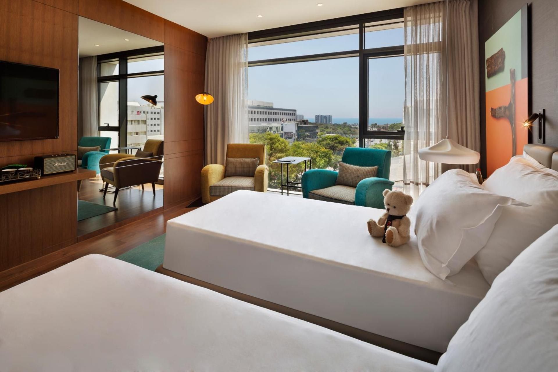 Publica Seaview, Guest Room, 2 Twin, Sea View, High Floor
