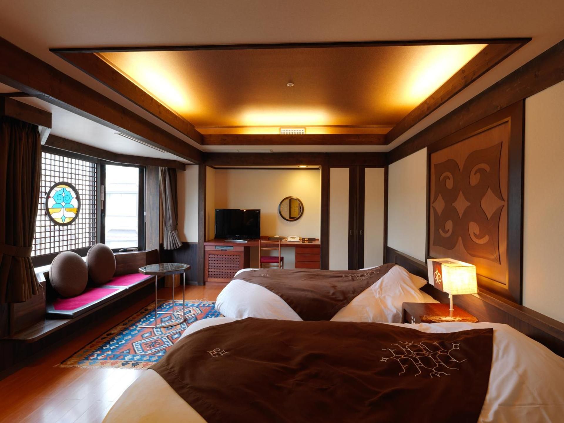 Twin Room with Ainu Style - Non-Smoking - Buffet Breakfast + Buffet Dinner Included