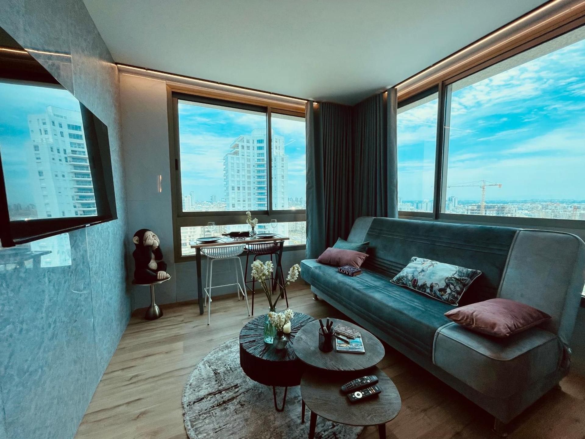 One-Bedroom Suite
