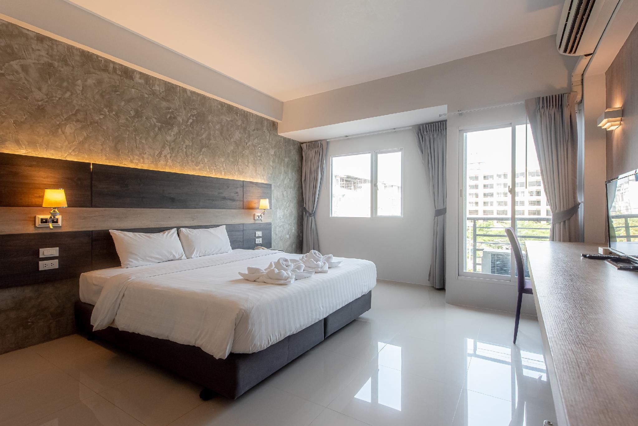 Superior King Bed Room