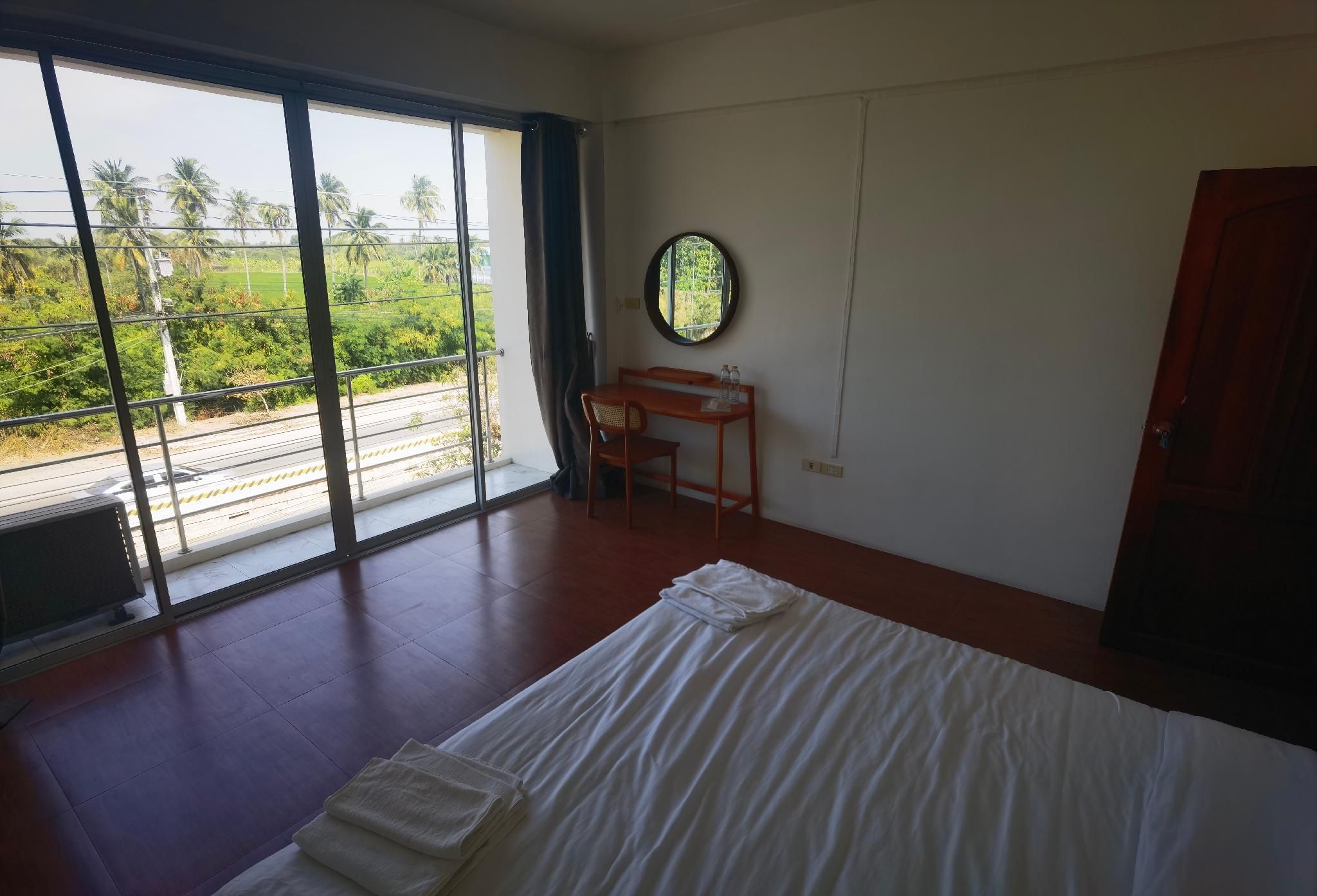 King Deluxe Double Room