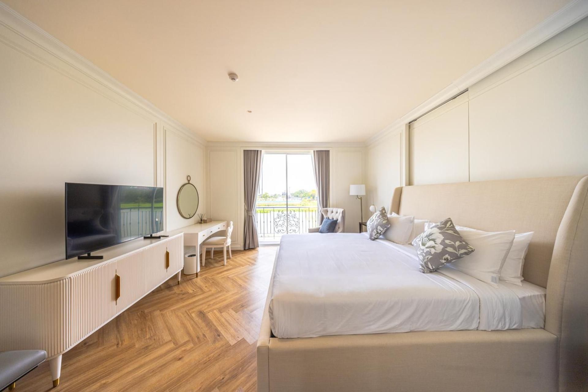 Deluxe Double Room with Bath