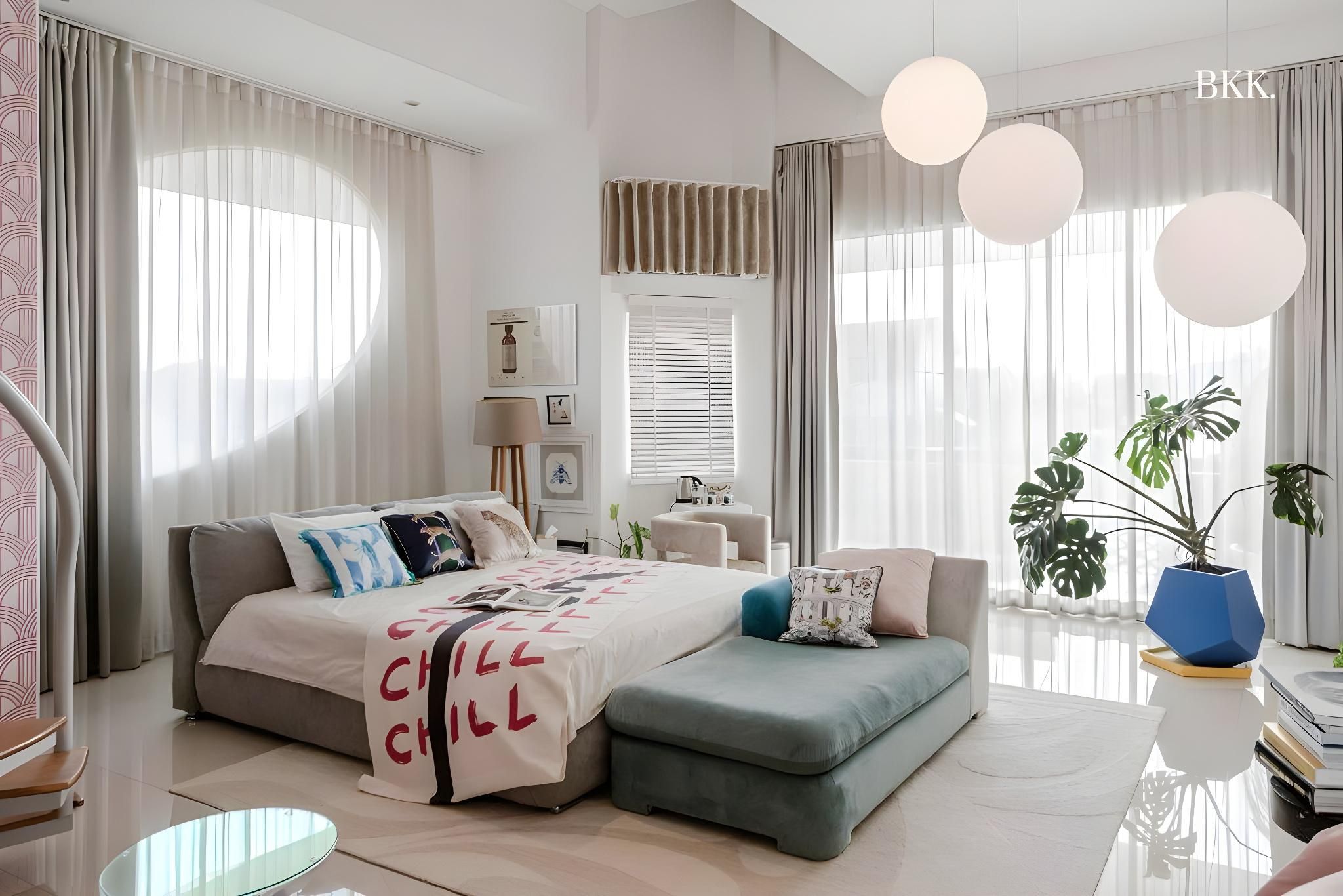 Family Room Ensuite with Balcony