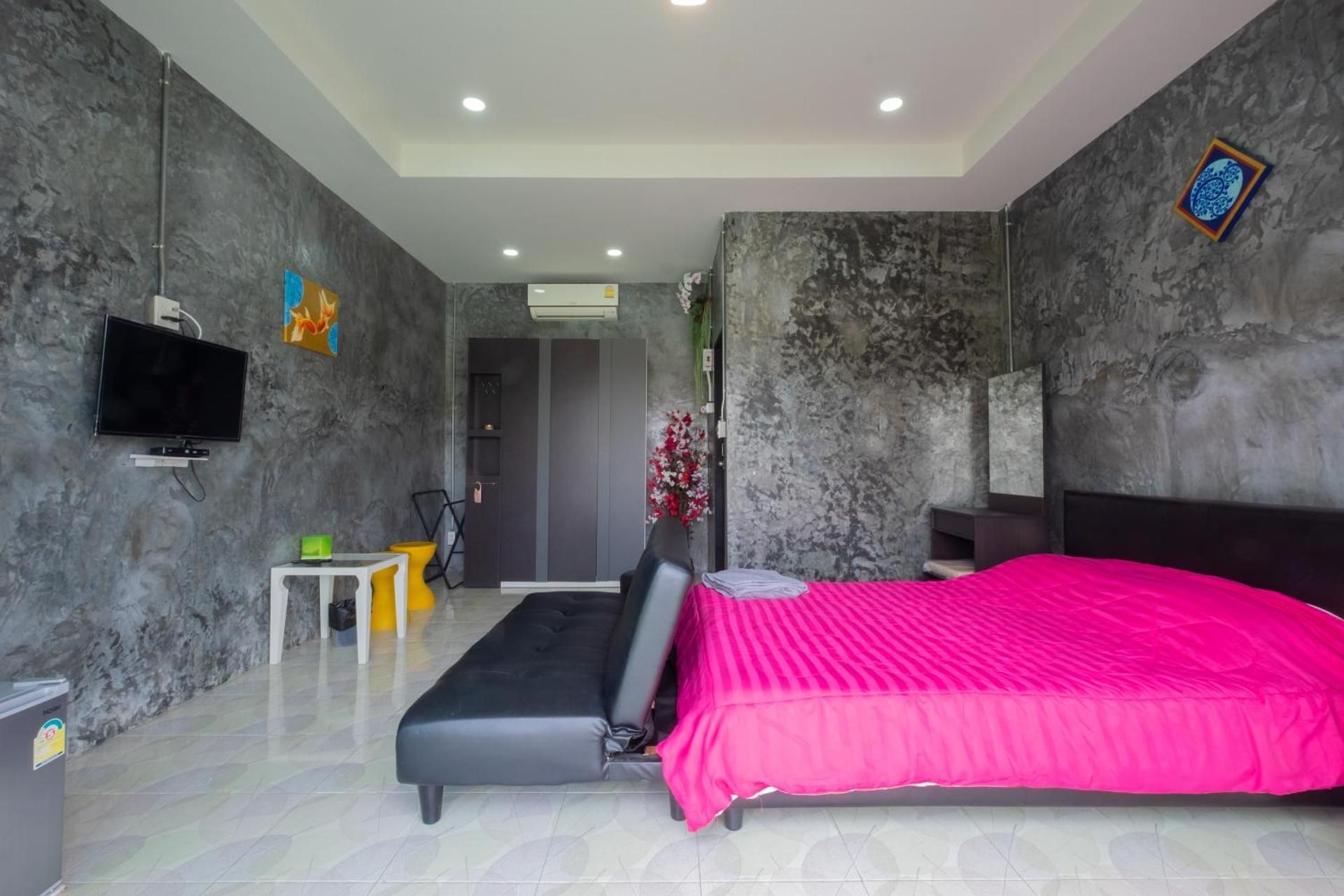 Queen Room with Balcony