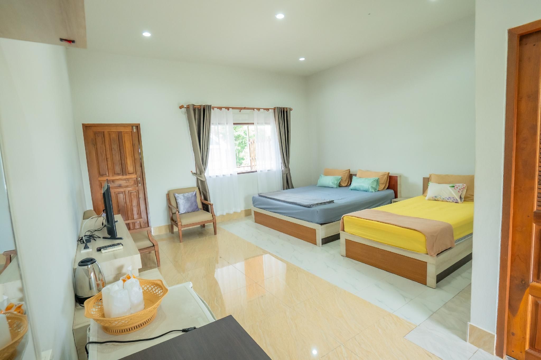 Triple Room with View