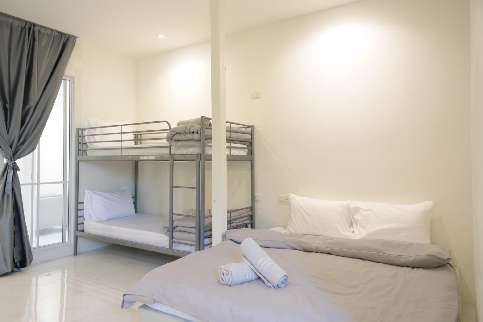 Nap77 Familia A Room