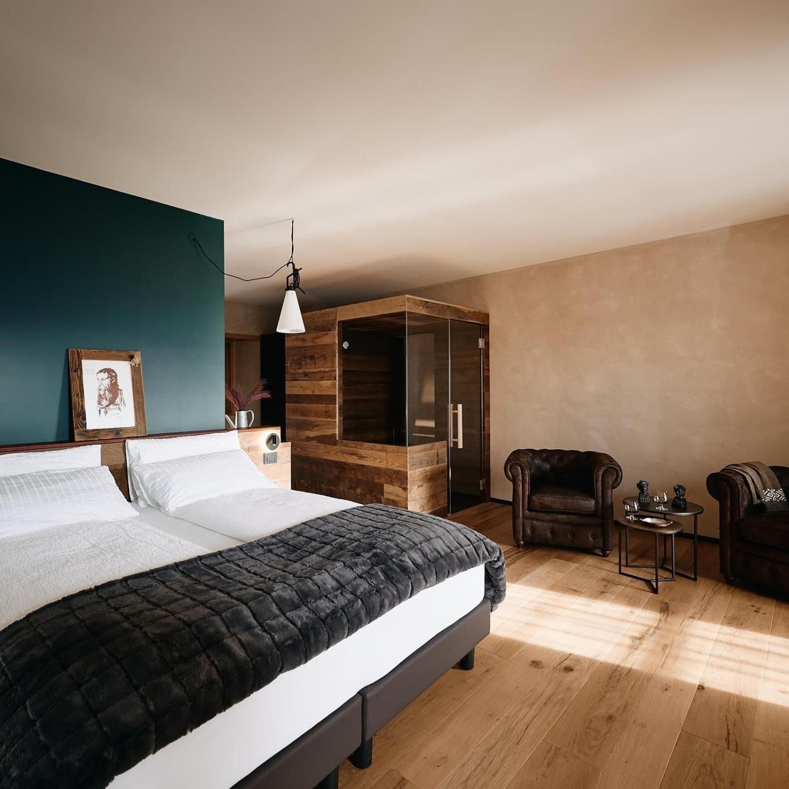 Deluxe King Room