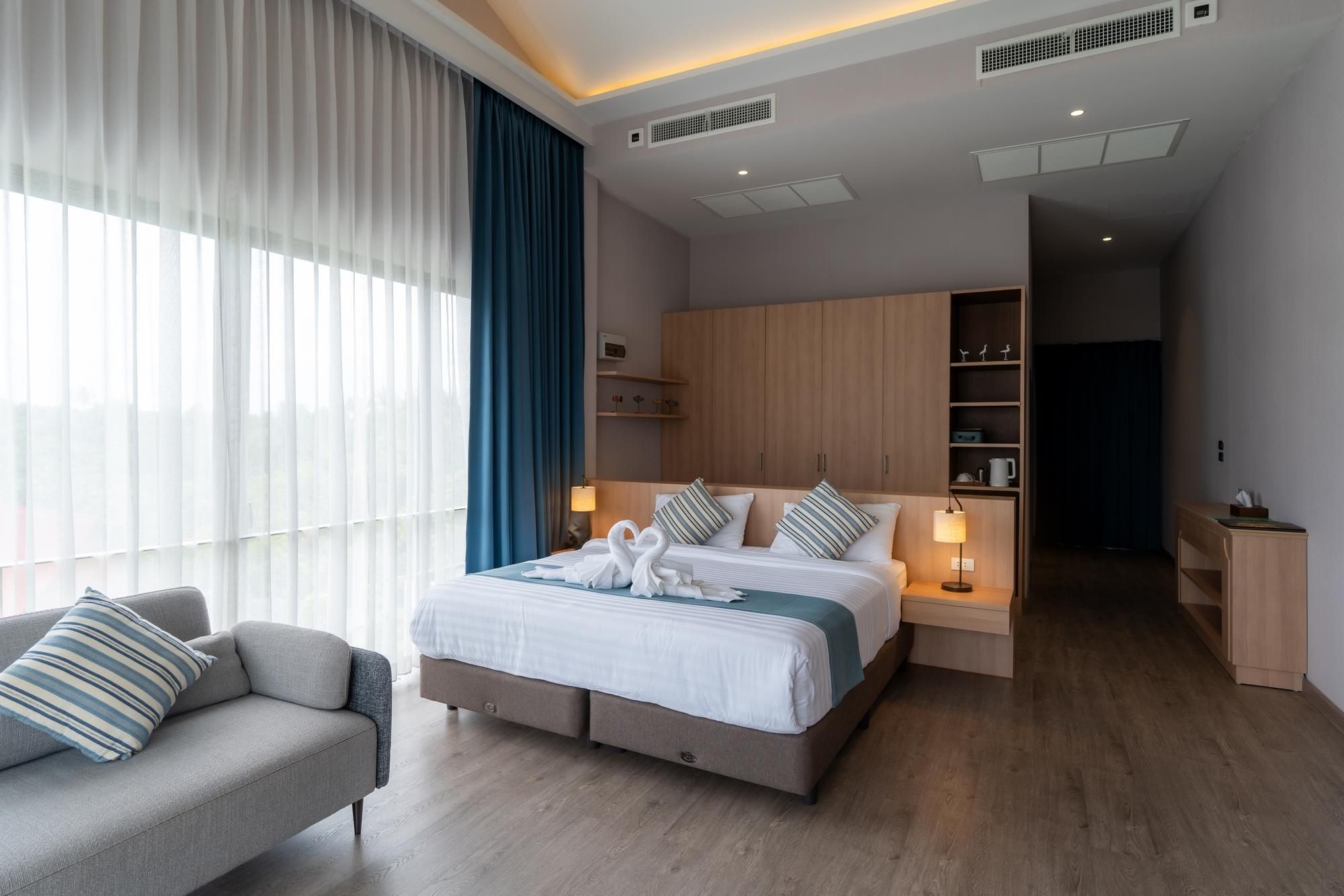 Tara Terrace Resort Deluxe River View 1 Bedroom