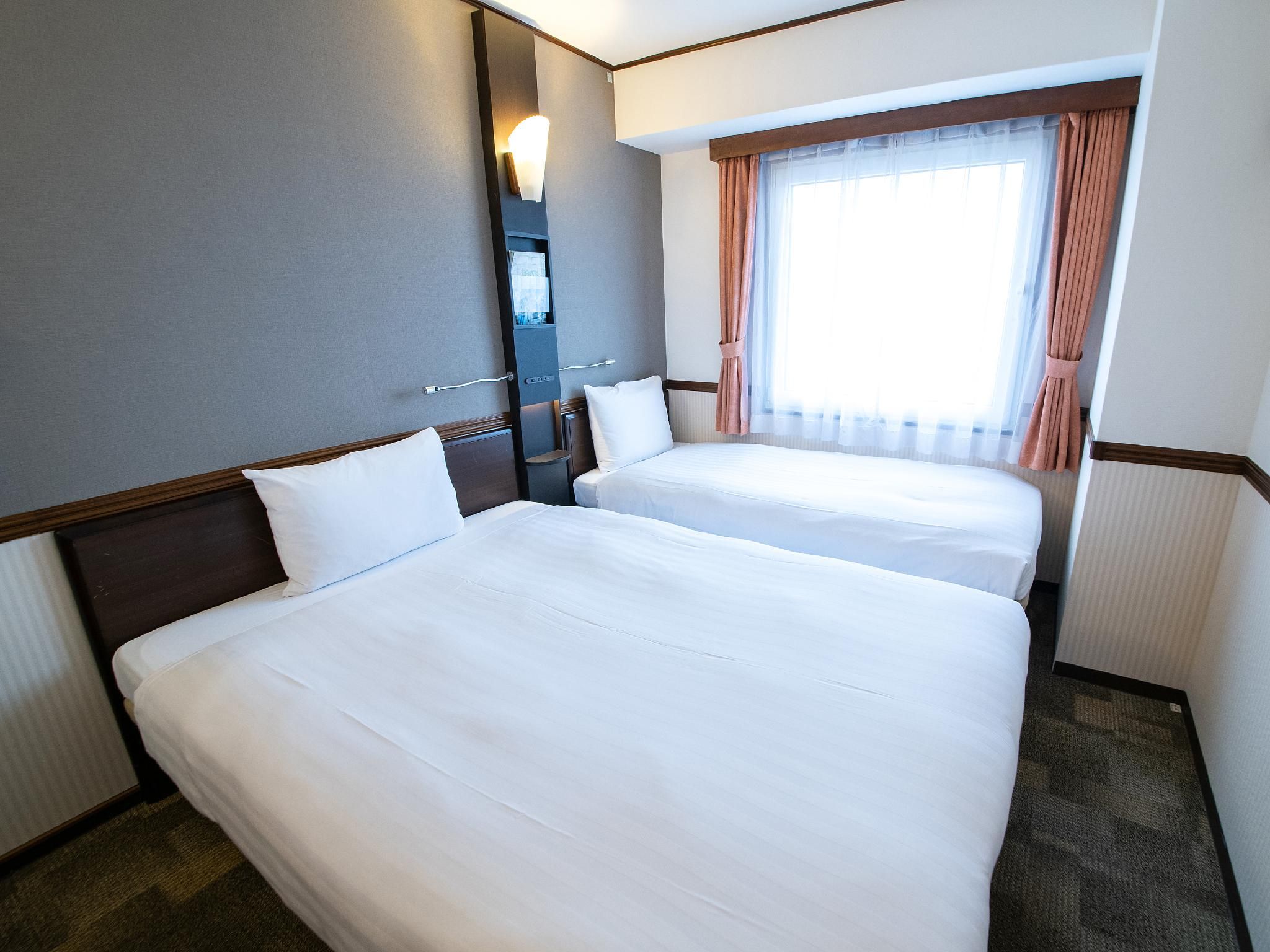Twin Room - Non Smoking