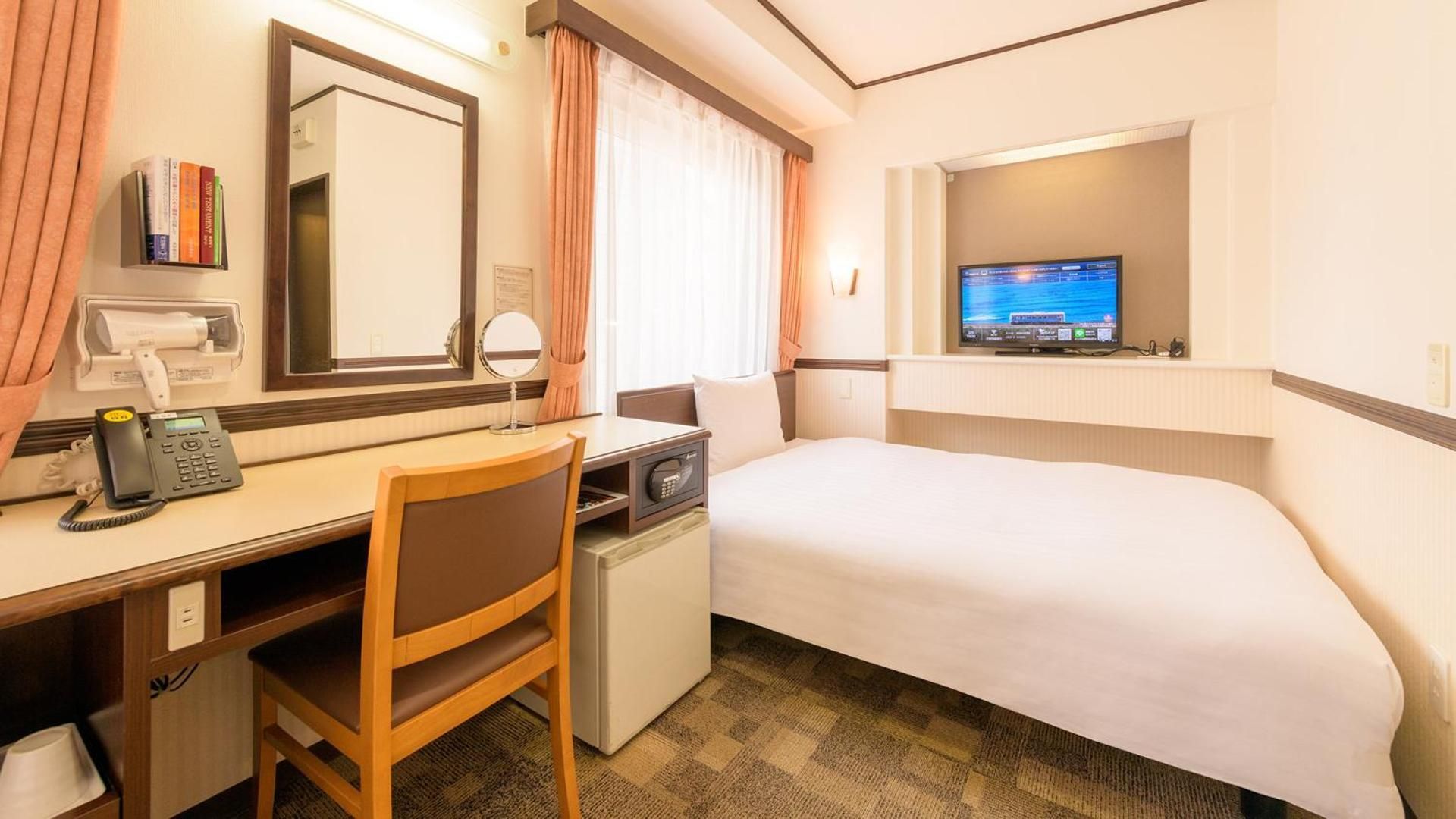 Accessible Twin Room - Non-Smoking
