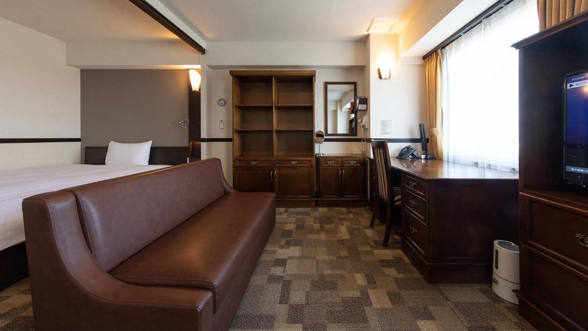 Luxury Single Room - Non-Smoking