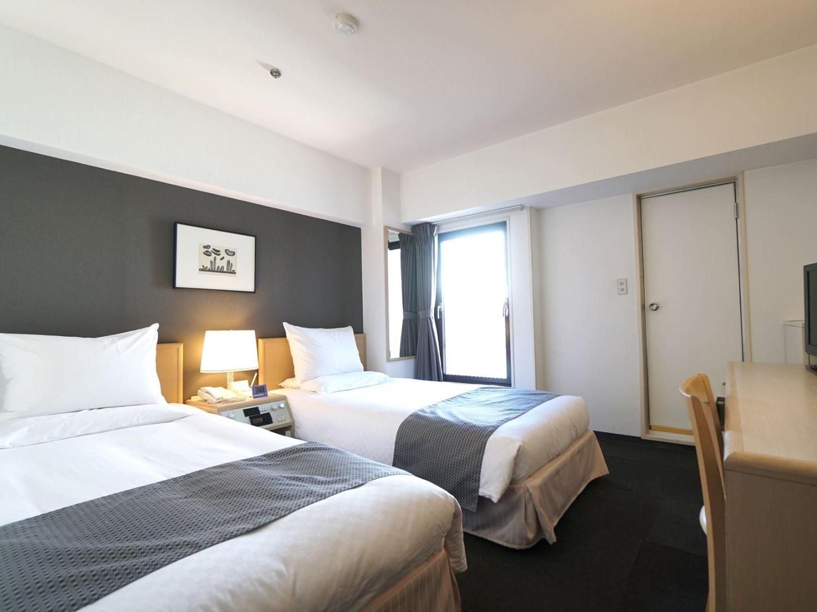 Standard Twin Room - Non-Smoking