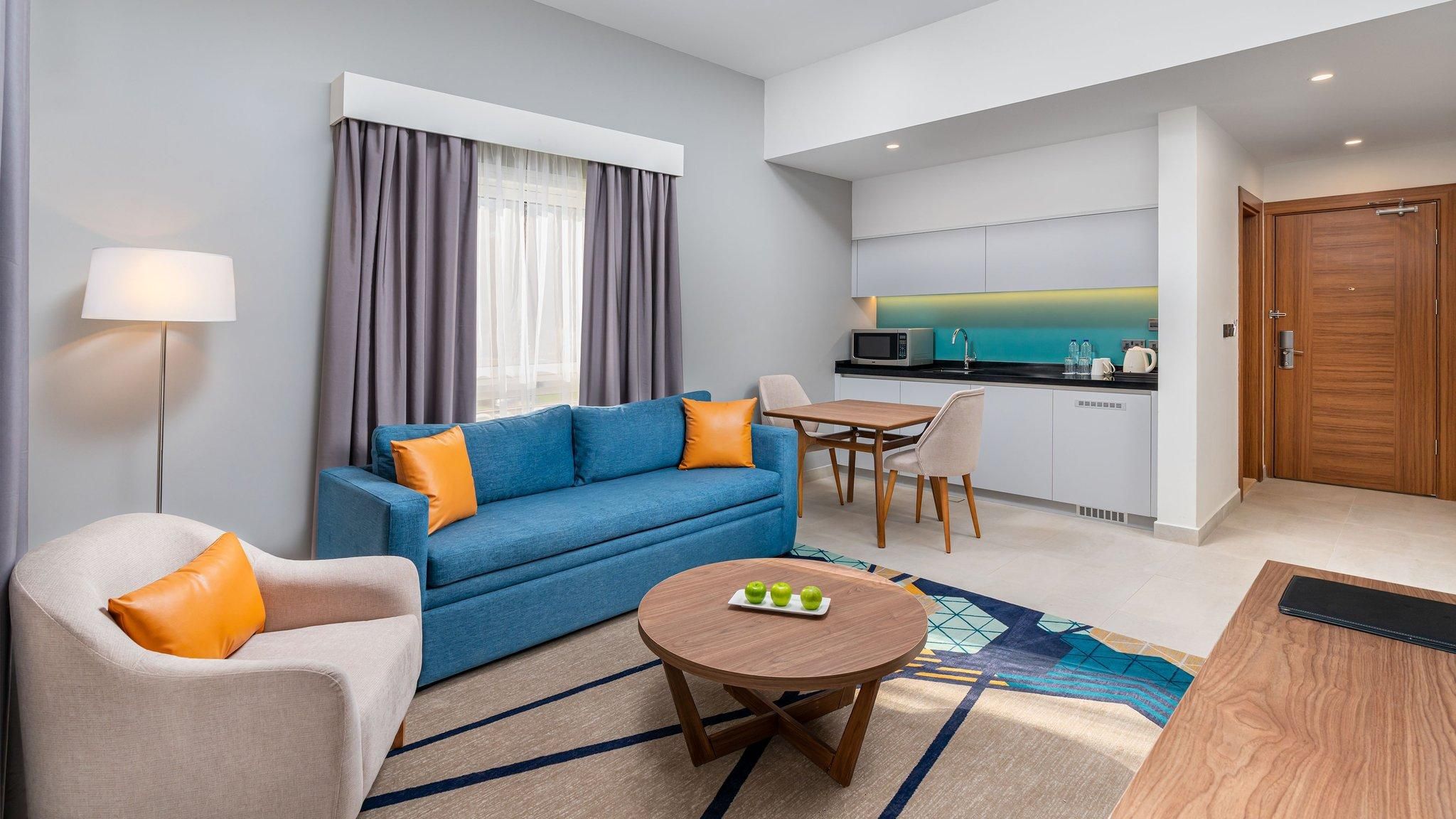 1 King Bed One Bedroom Suite Garden View