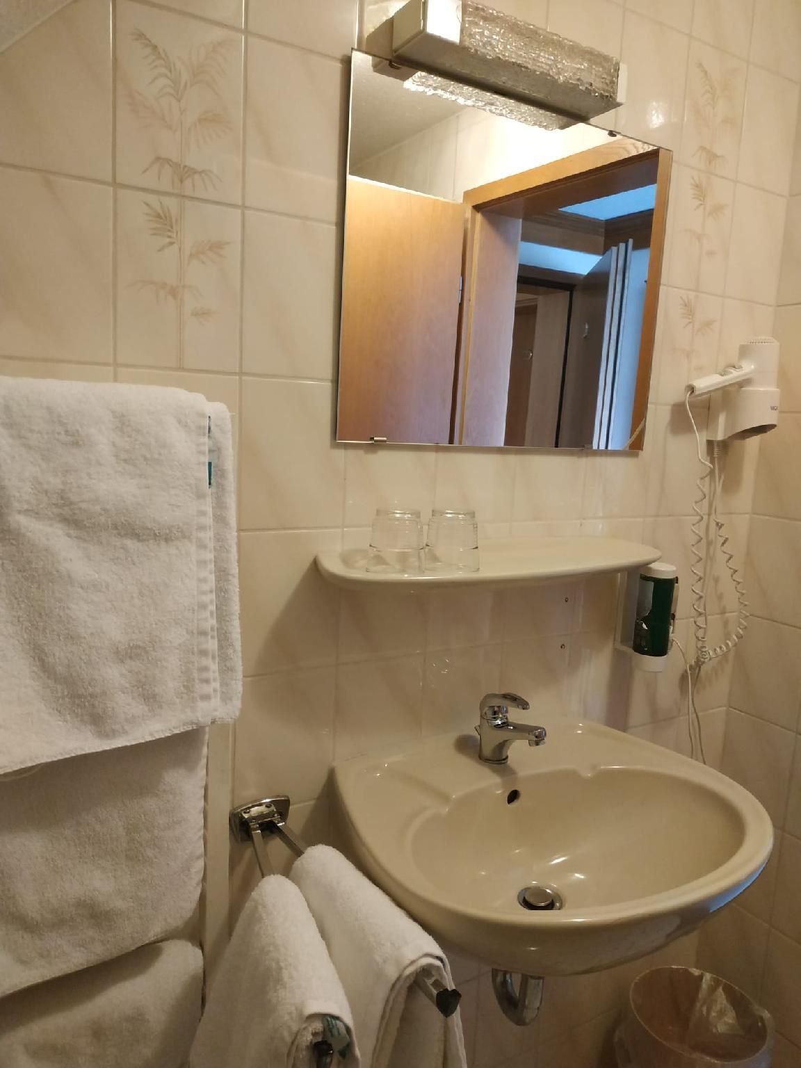 Hotel Waldblick BSR Retreat Cozy Room 3