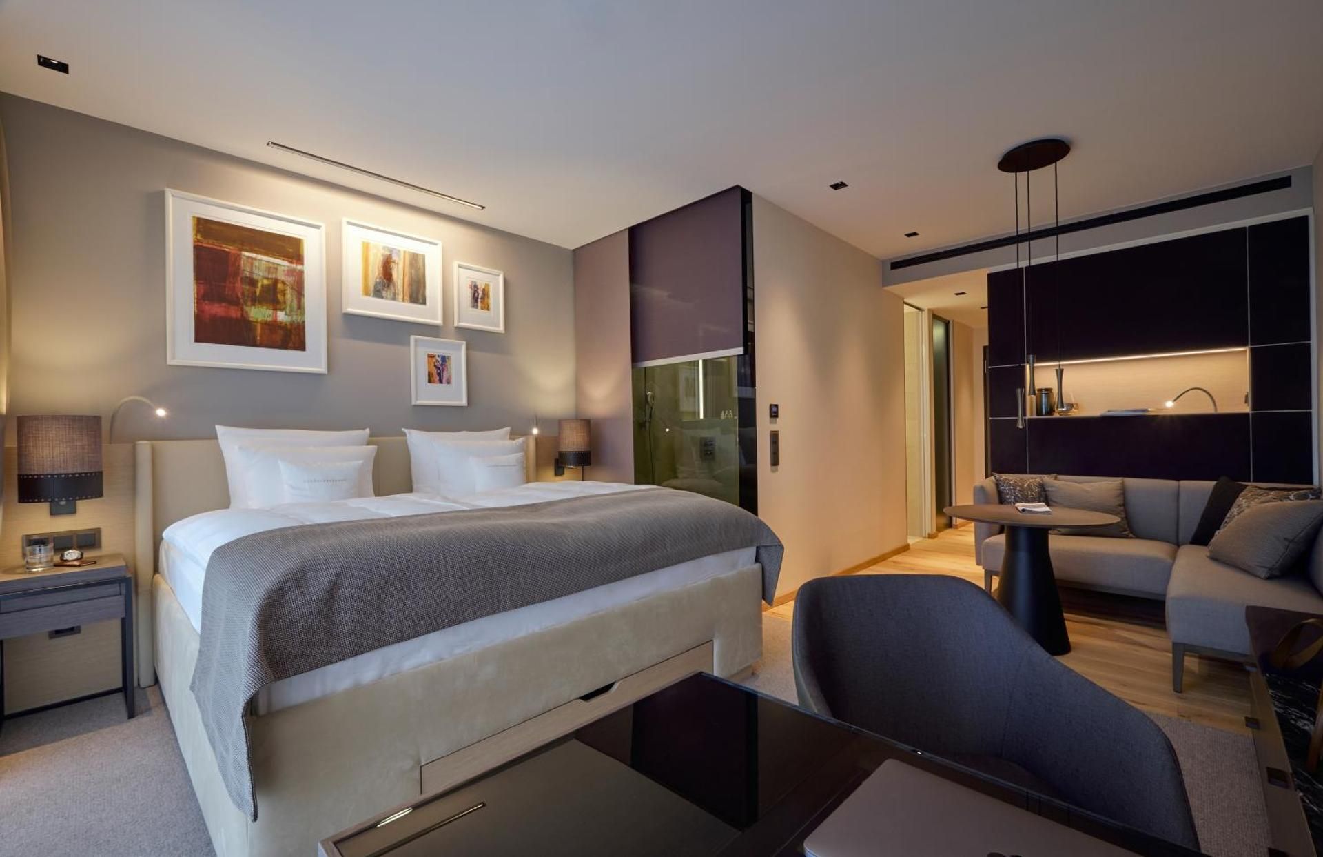 Deluxe Double Room - South