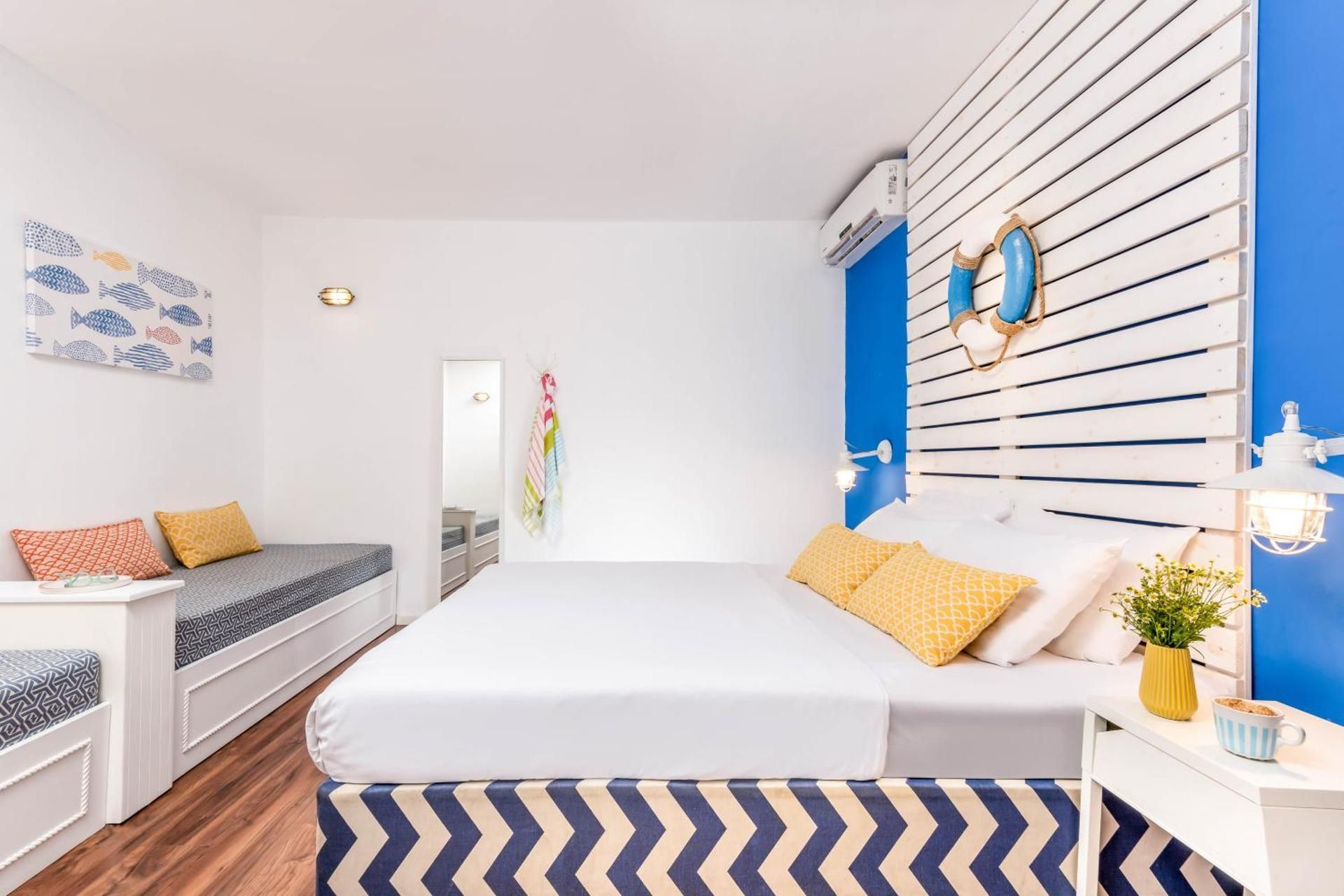 Family Studio (2 Adults + 1 Child)
