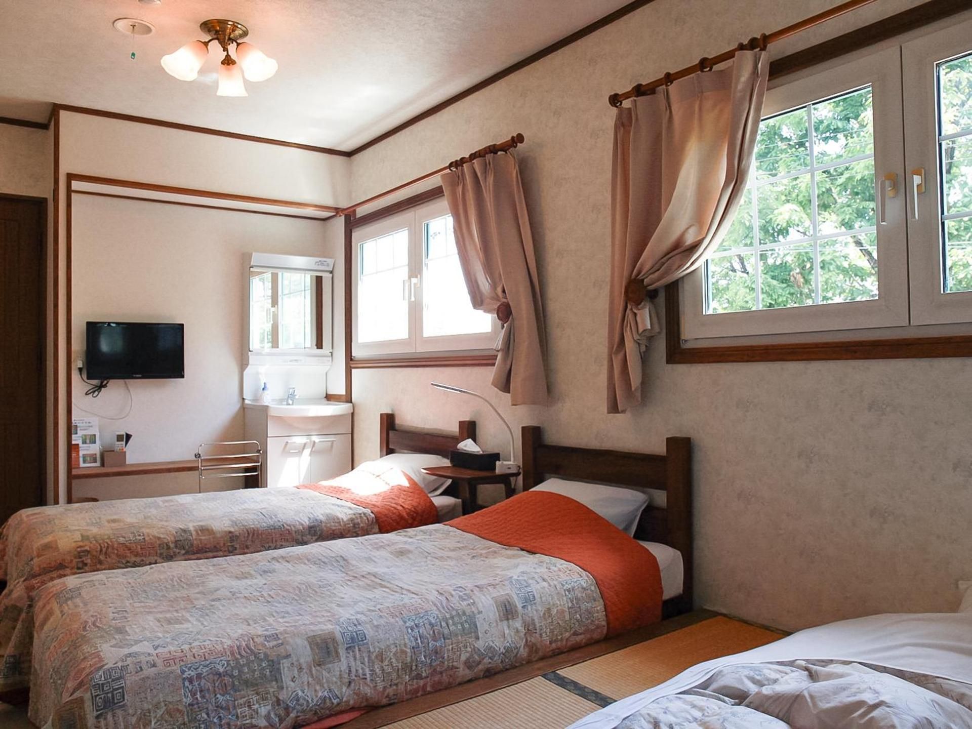 Triple Room with Shared Bathroom