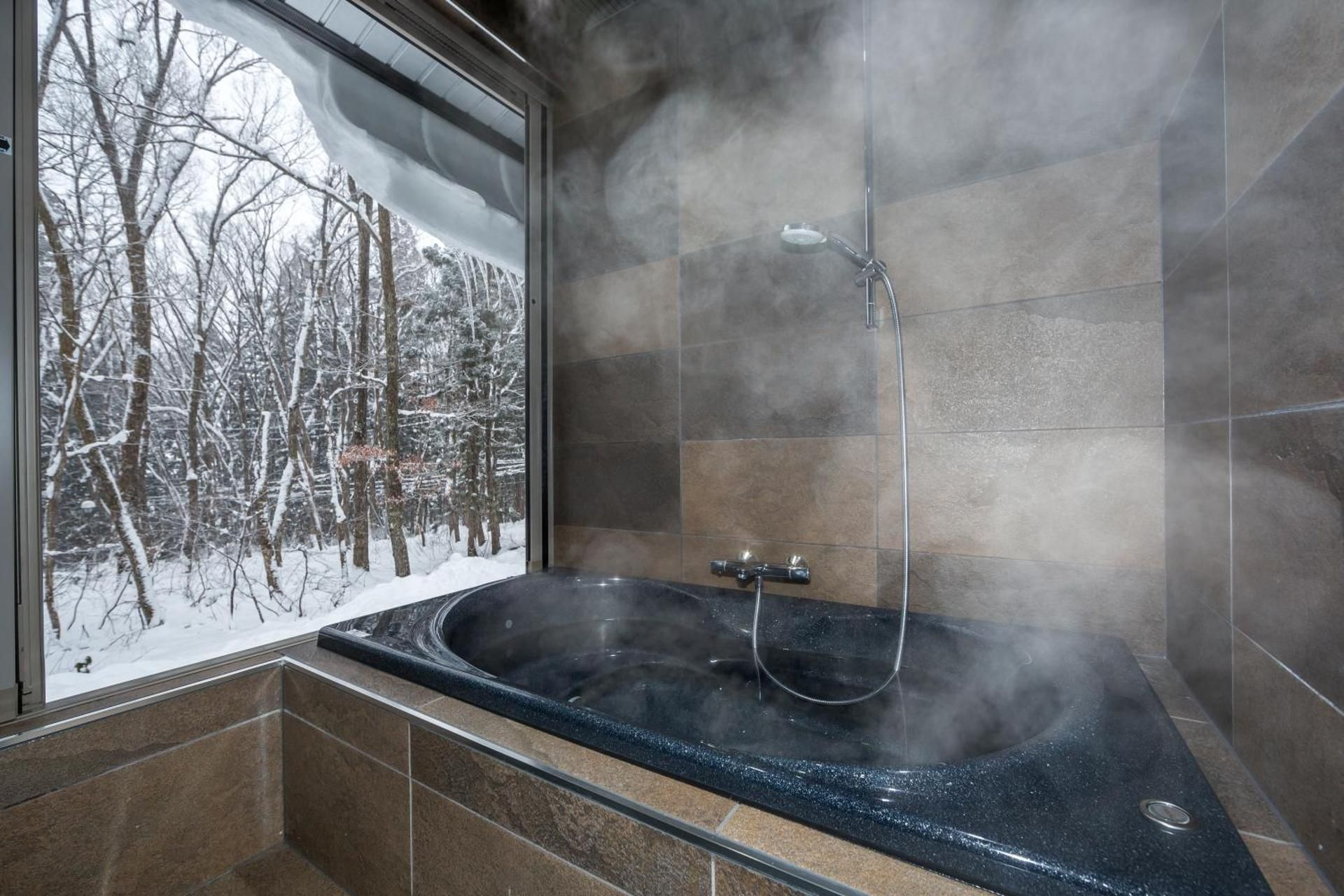 Phoenix Cocoon Chalet