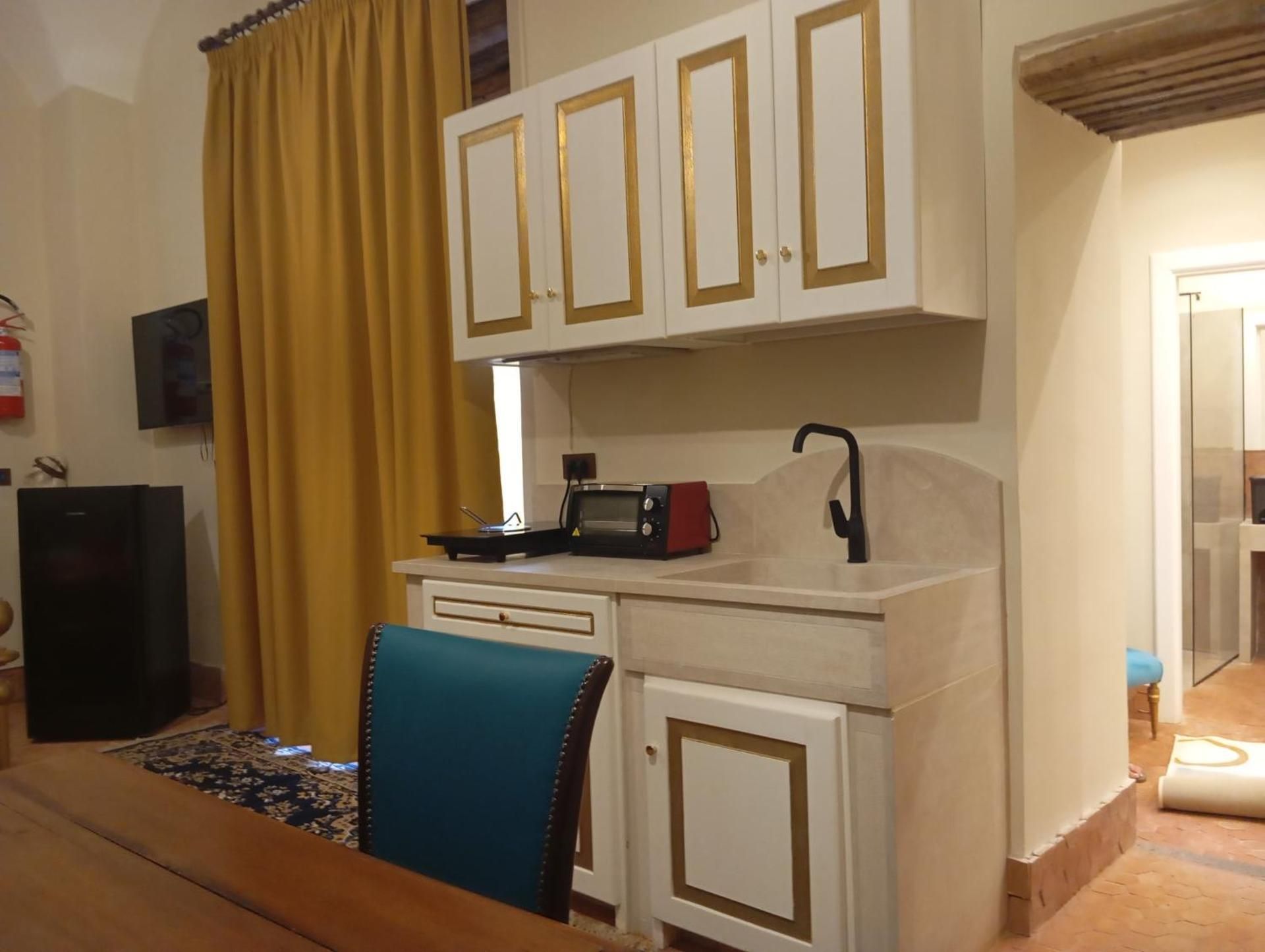 Family Studio