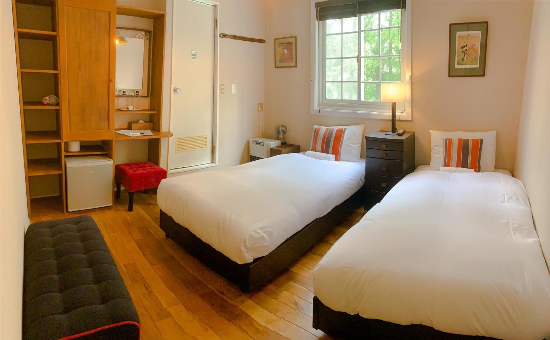Double or Twin Room with Bathroom