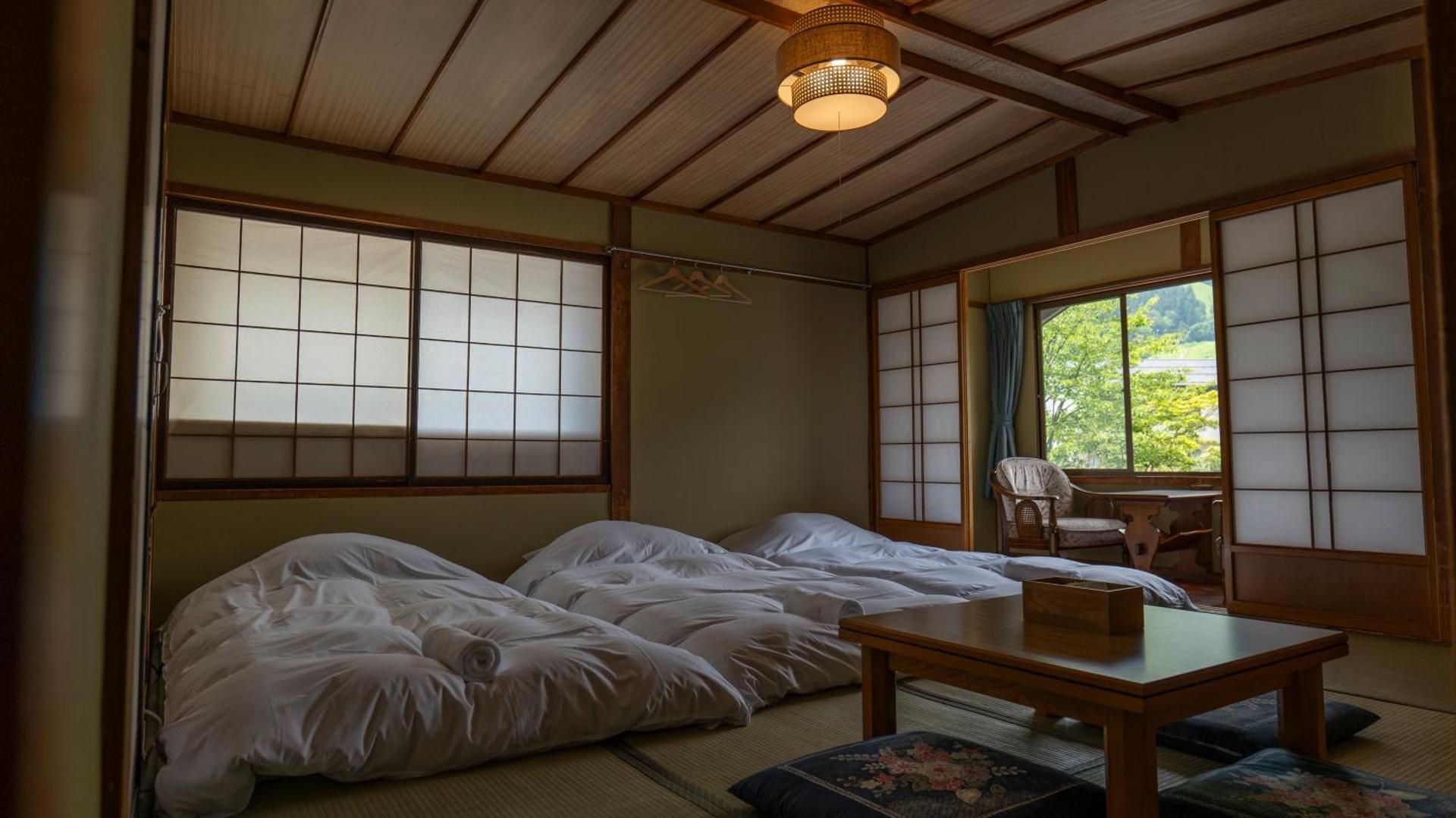 Triple Room with Mountain View